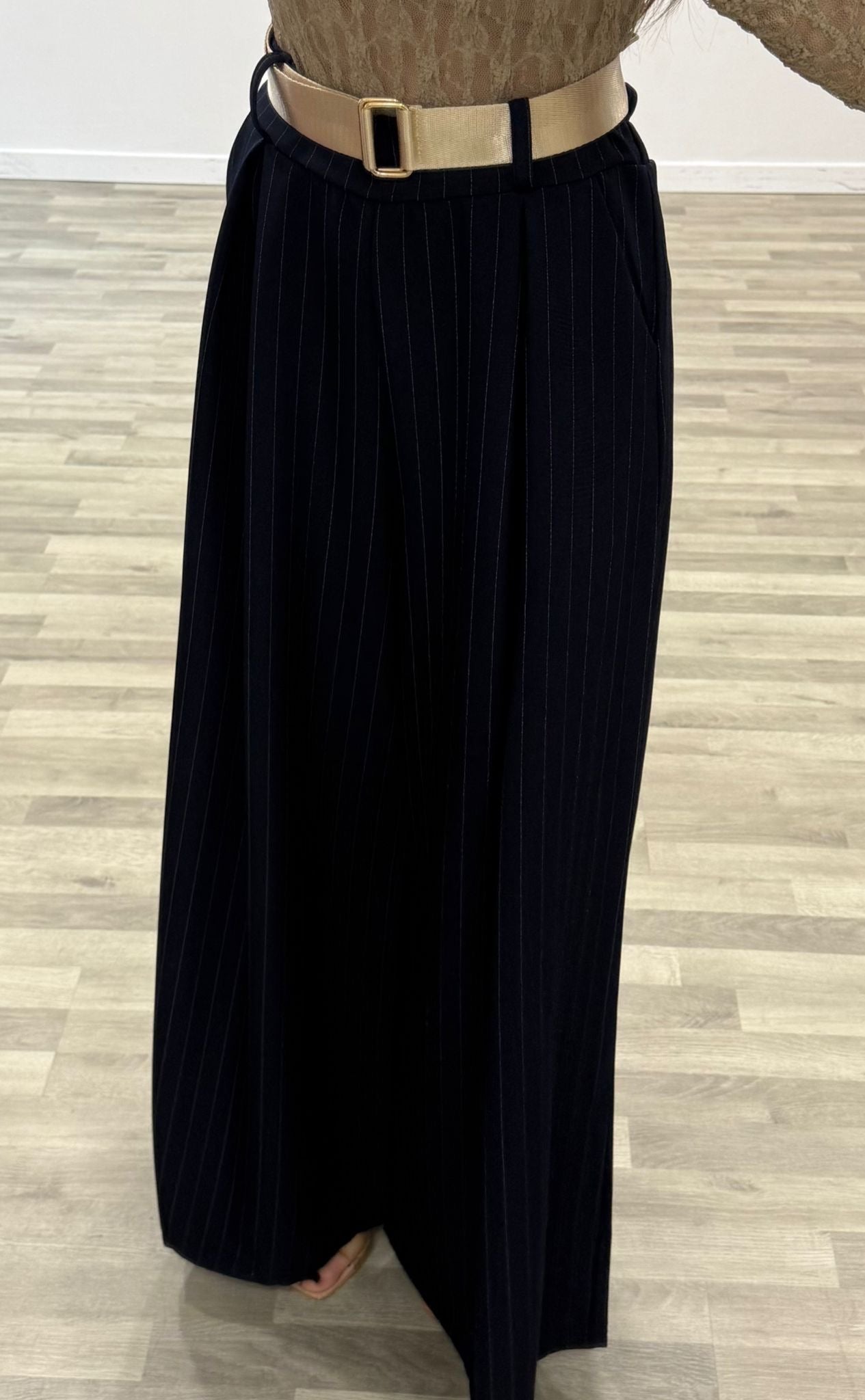 pantalone palazzo gessato