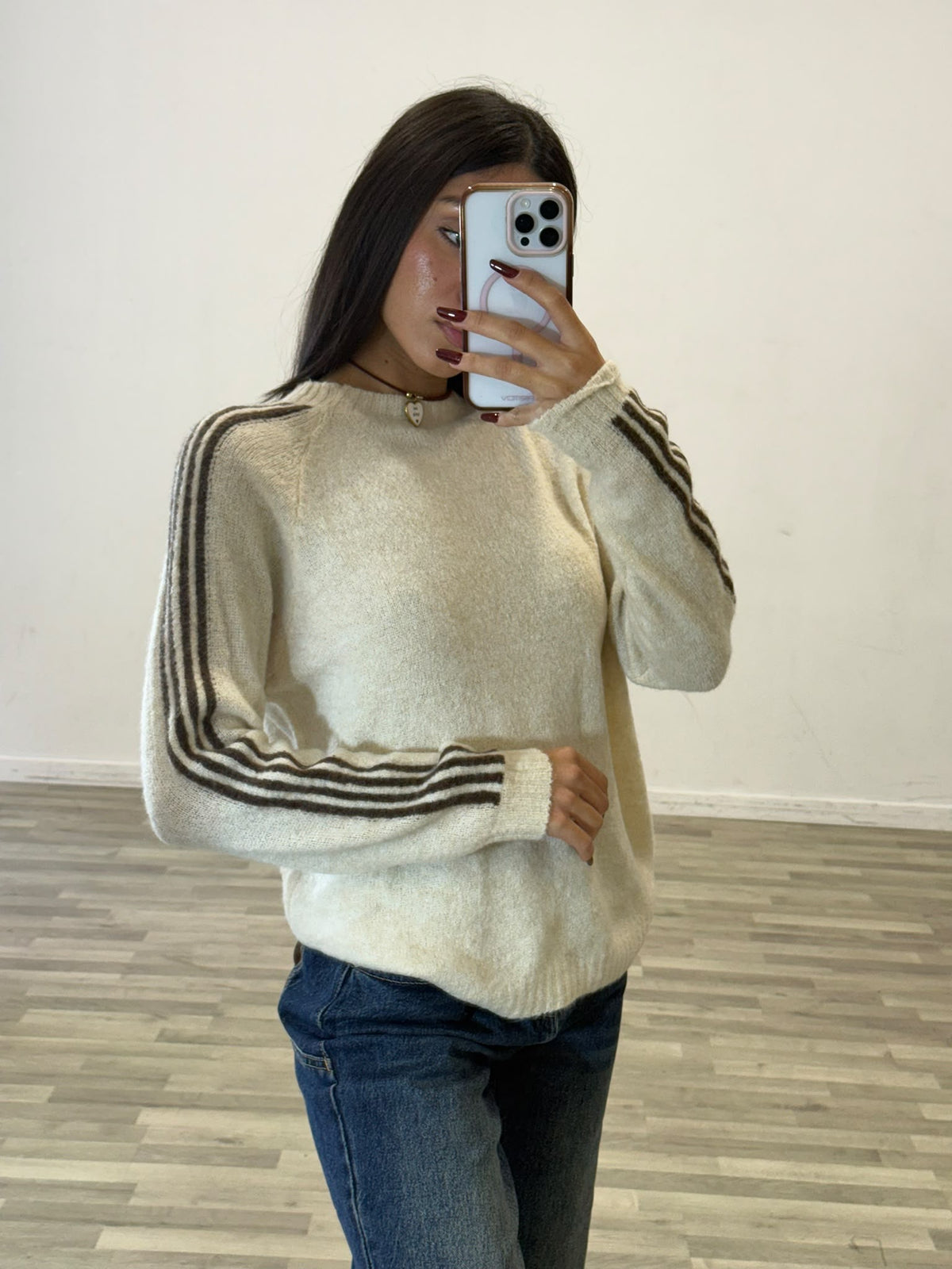 pull con righe laterali