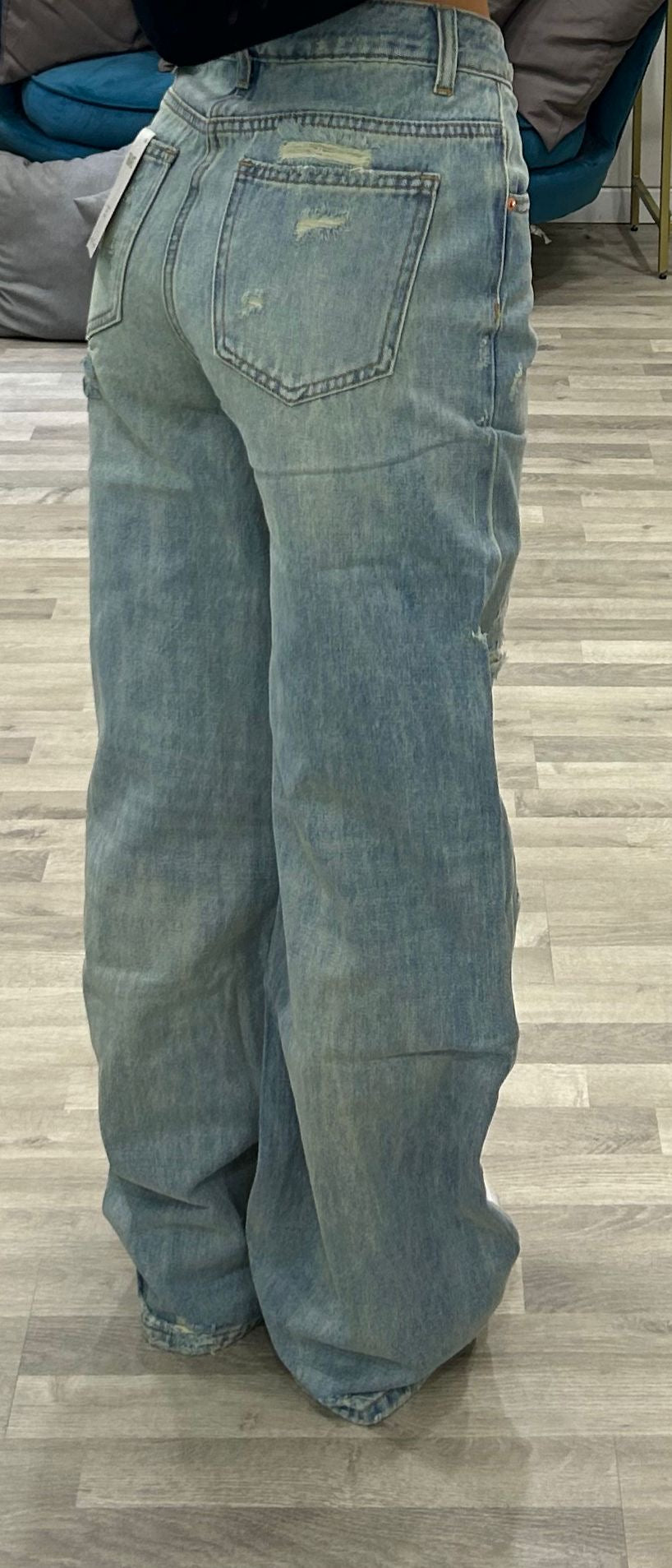 jeans con strappi
