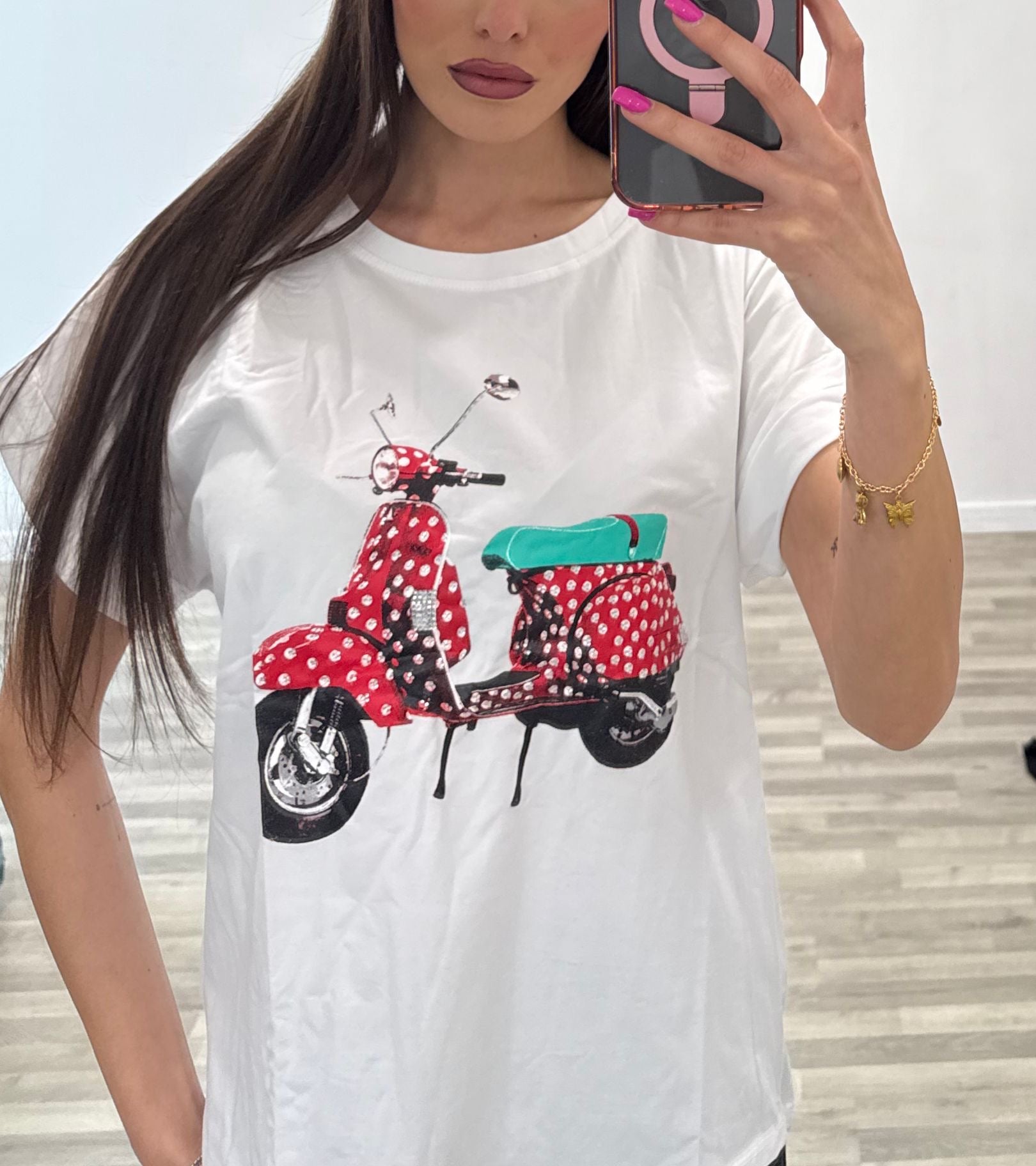 t-shirt con vespa