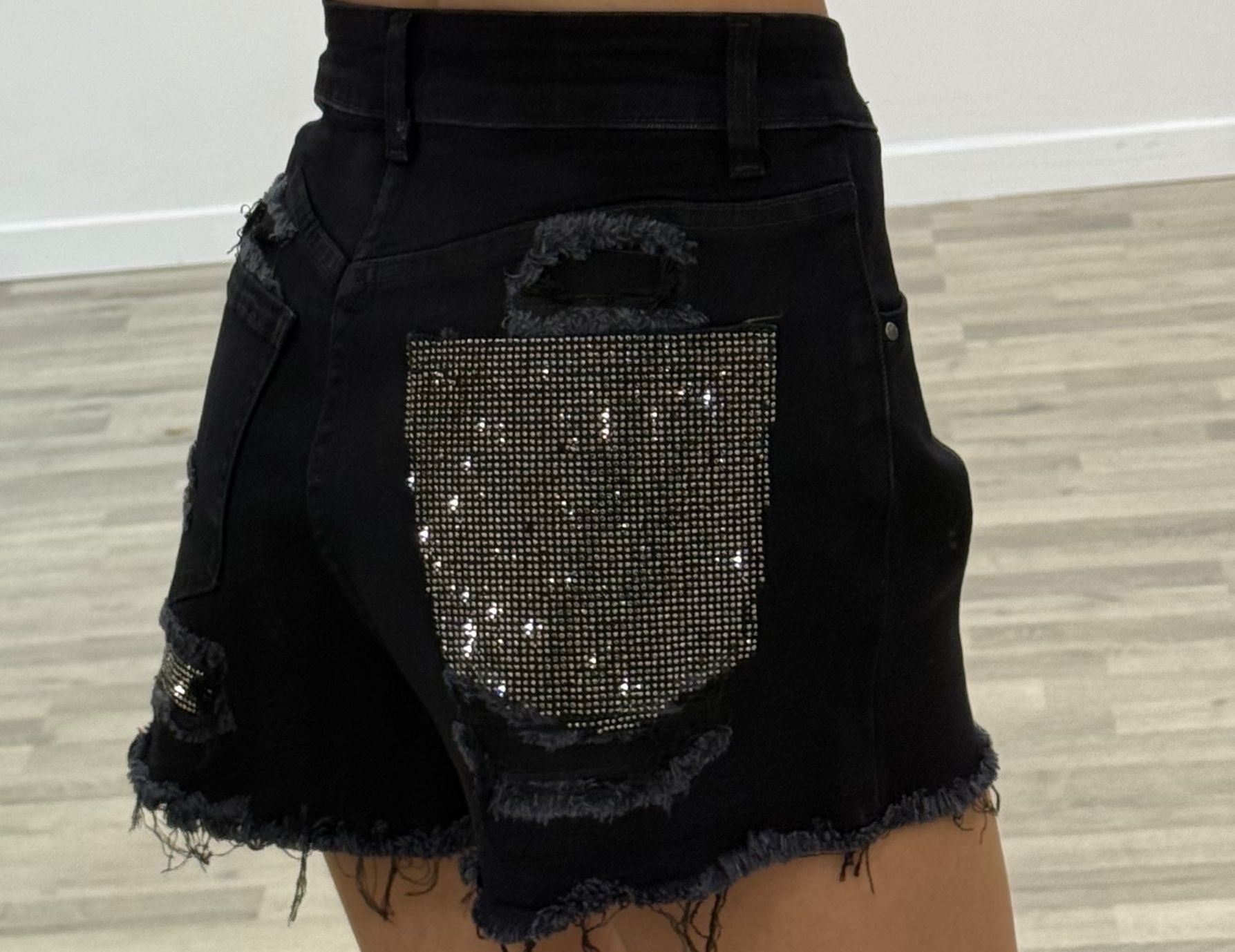 short nero tasca strass