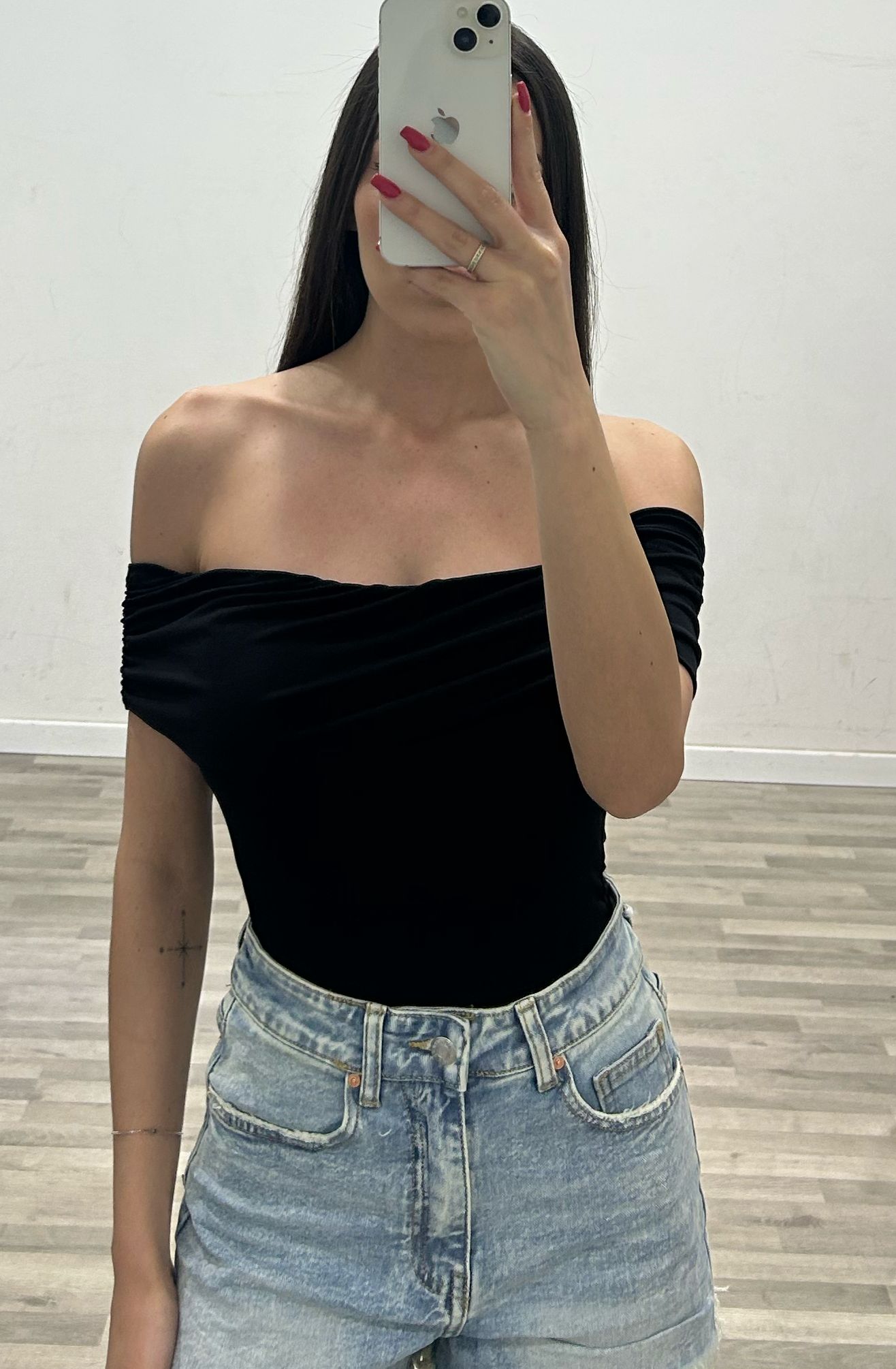 body scollo a barca lucy