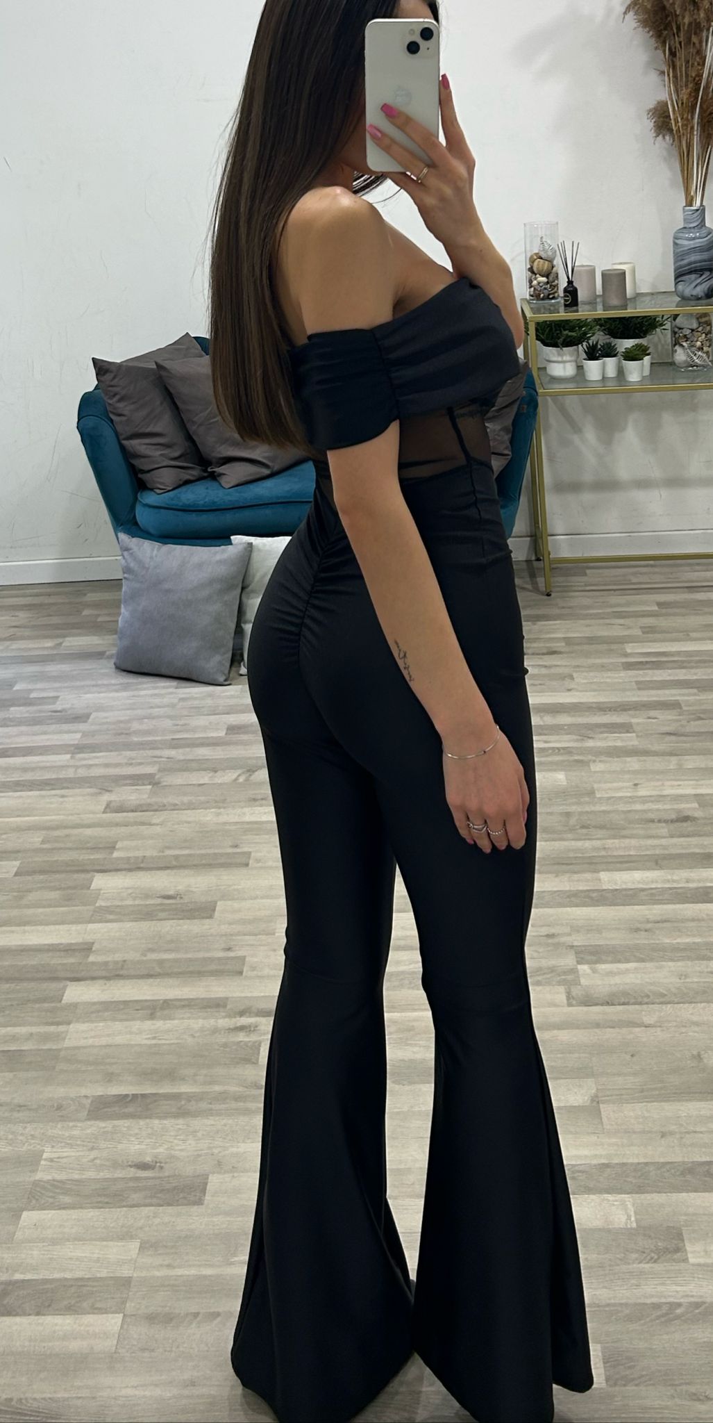 tuta velus