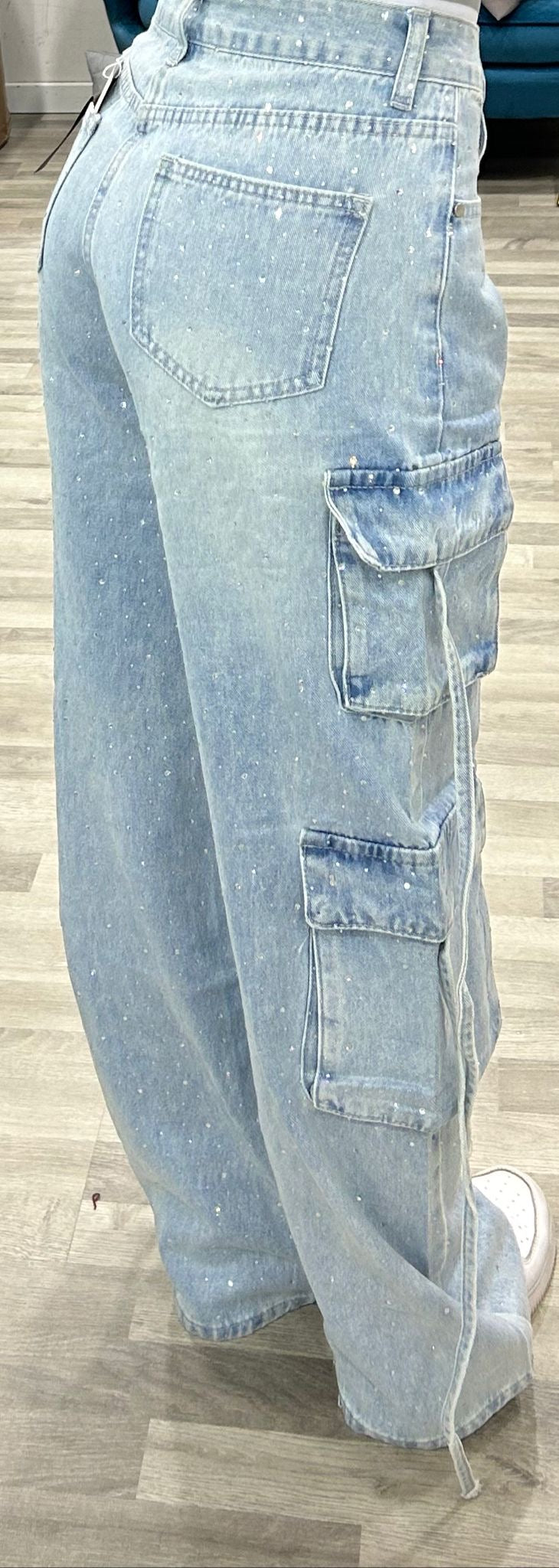 jeans con molla e brillantini