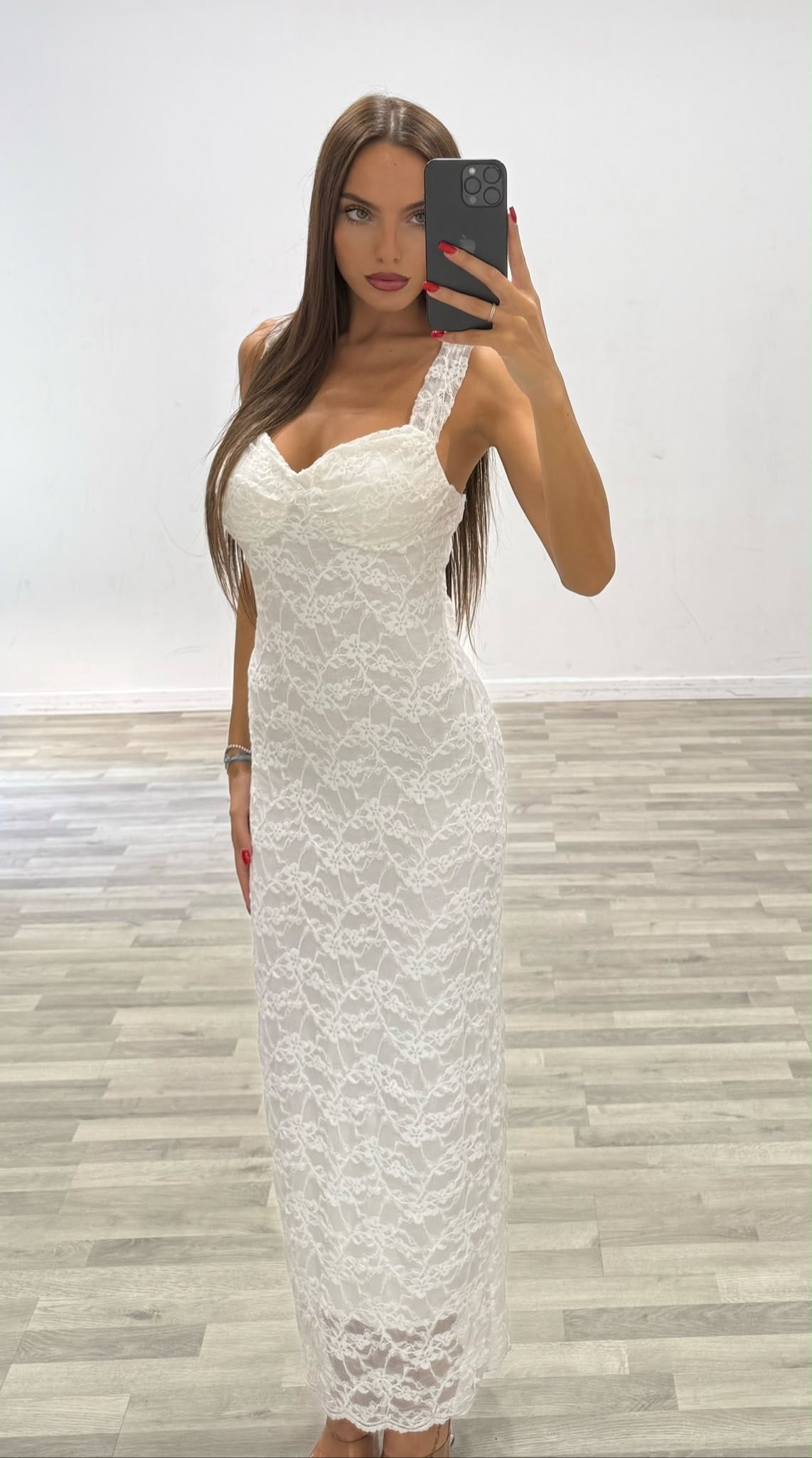 vestito in pizzo malen