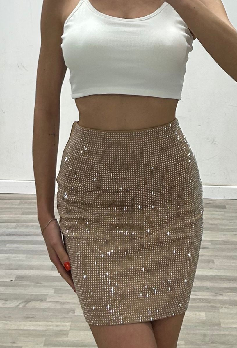 gonna con borchiette