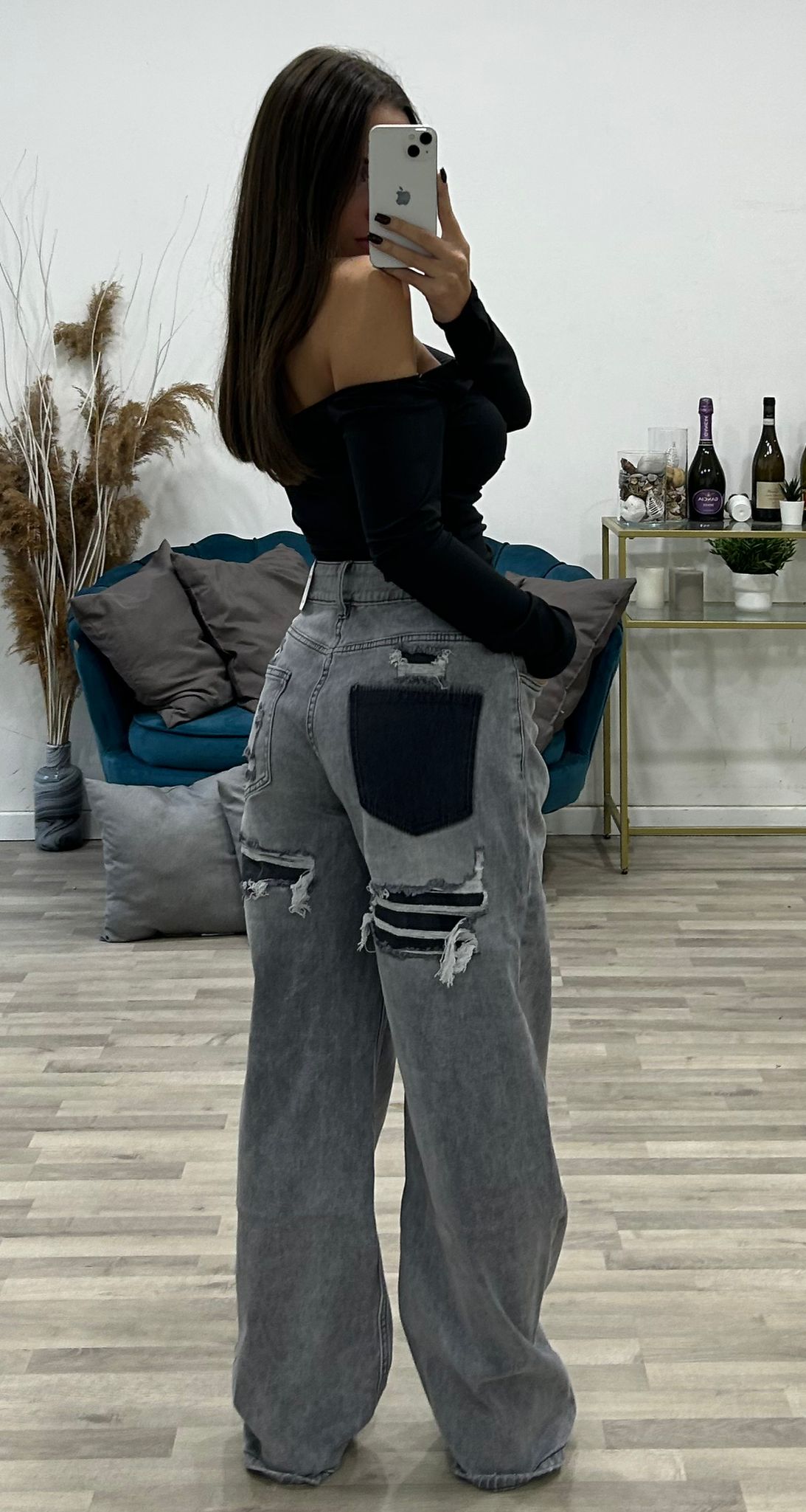 jeans con tascha particolare