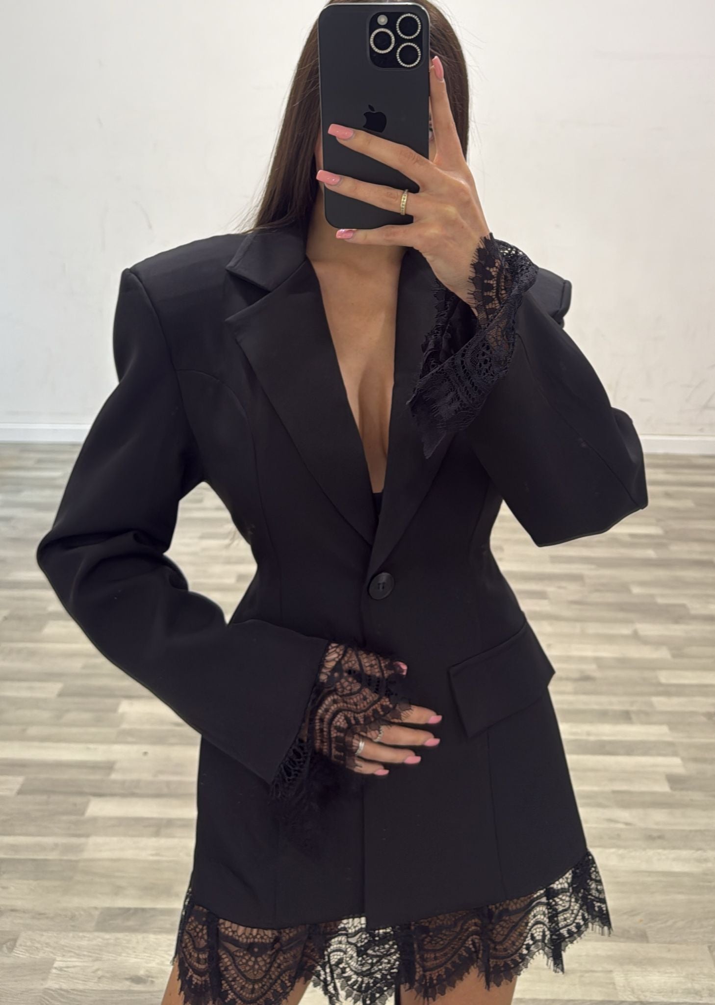 vestitino a giacca con pizzo sotto