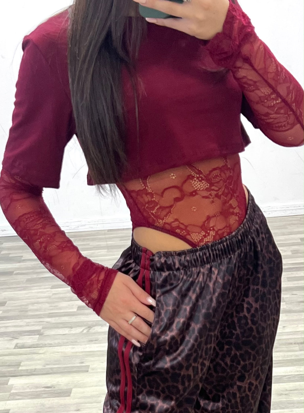 body con t-shirt manica in pizzo
