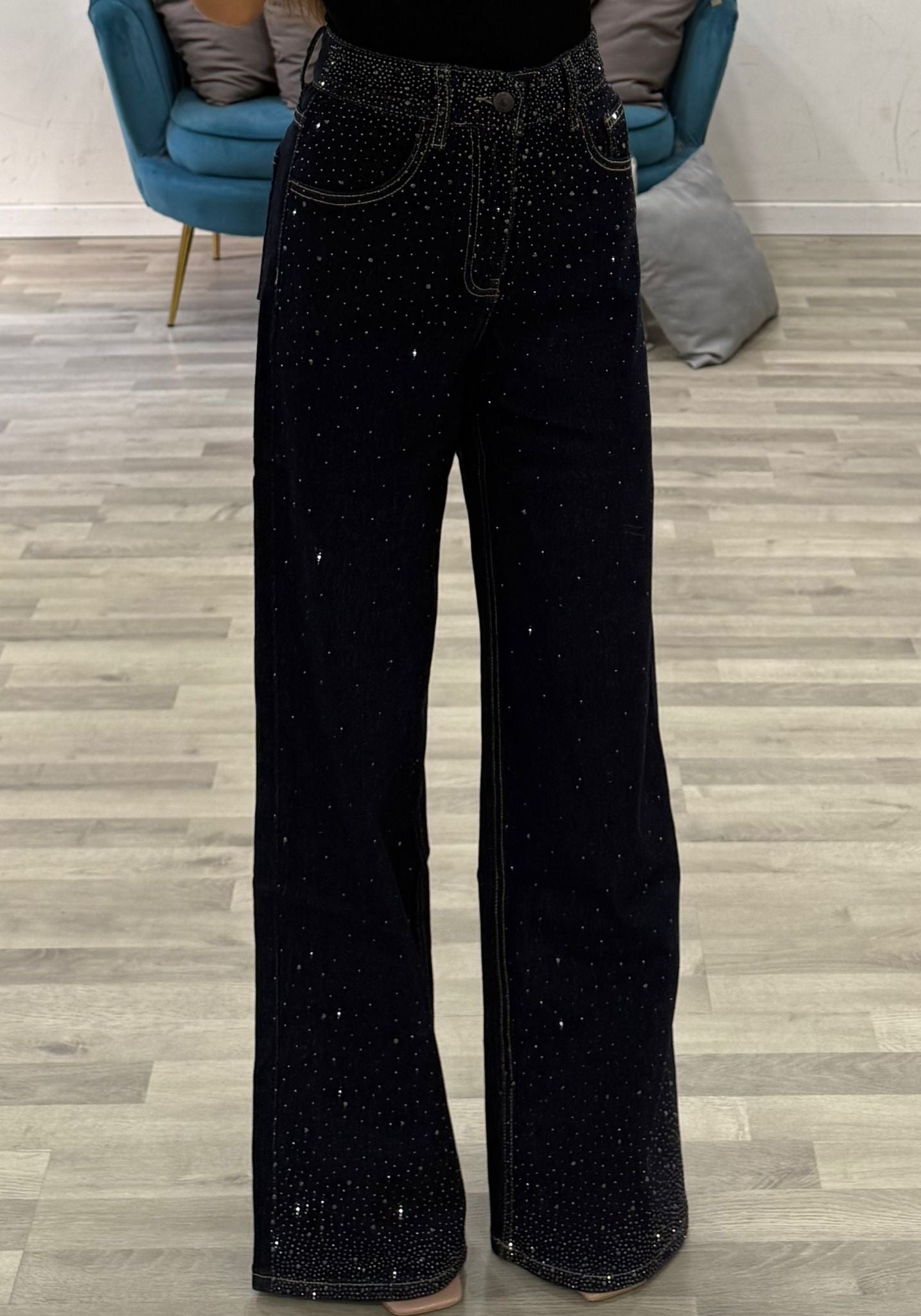 jeans scuro con brillantini