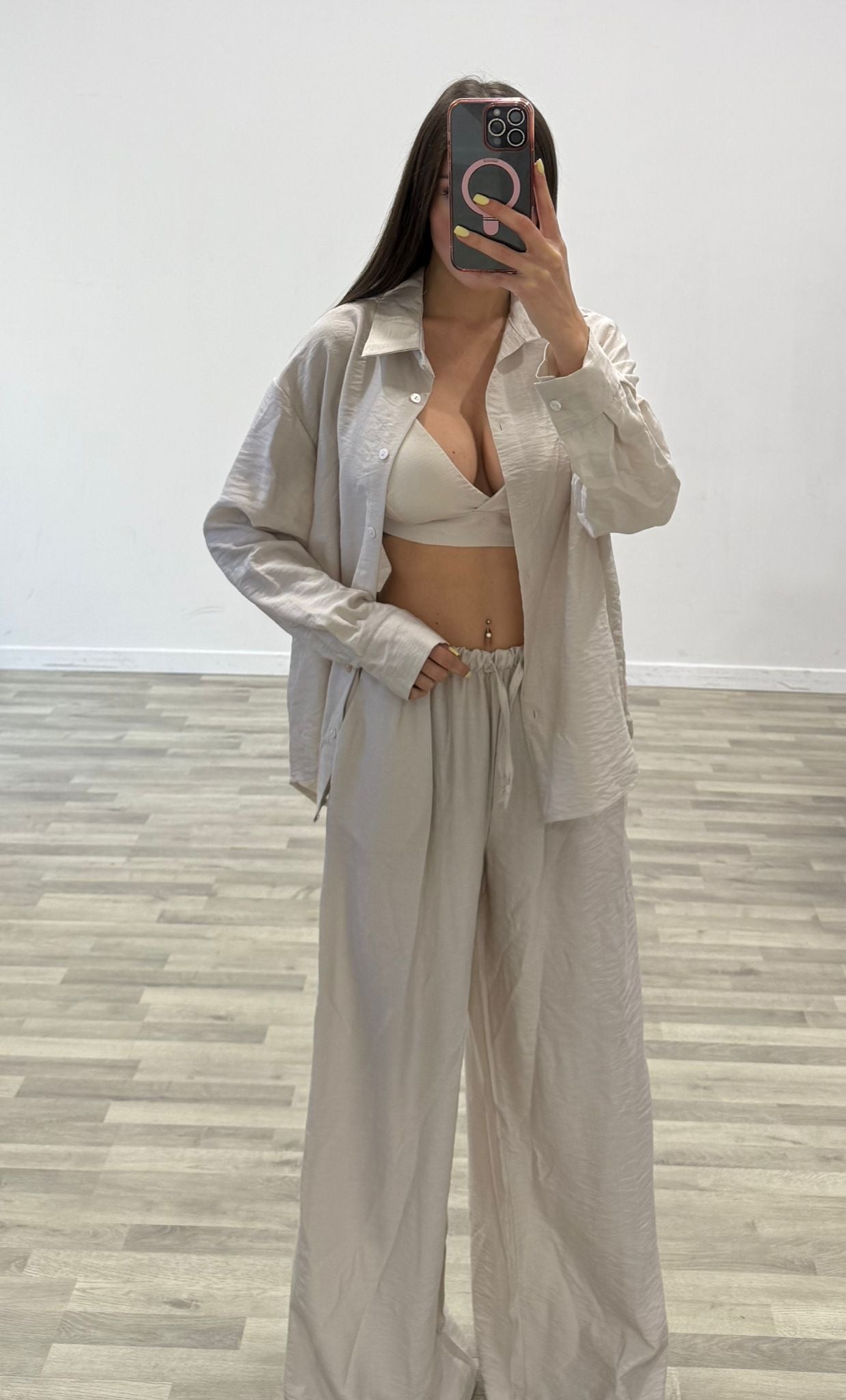 completo camicia top e pantalone