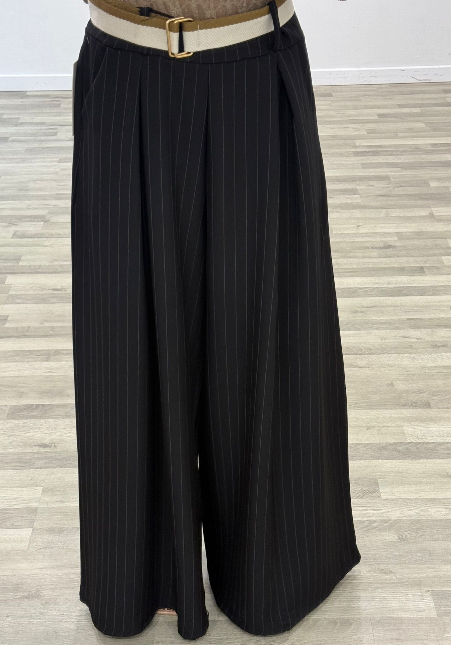 pantalone palazzo gessato