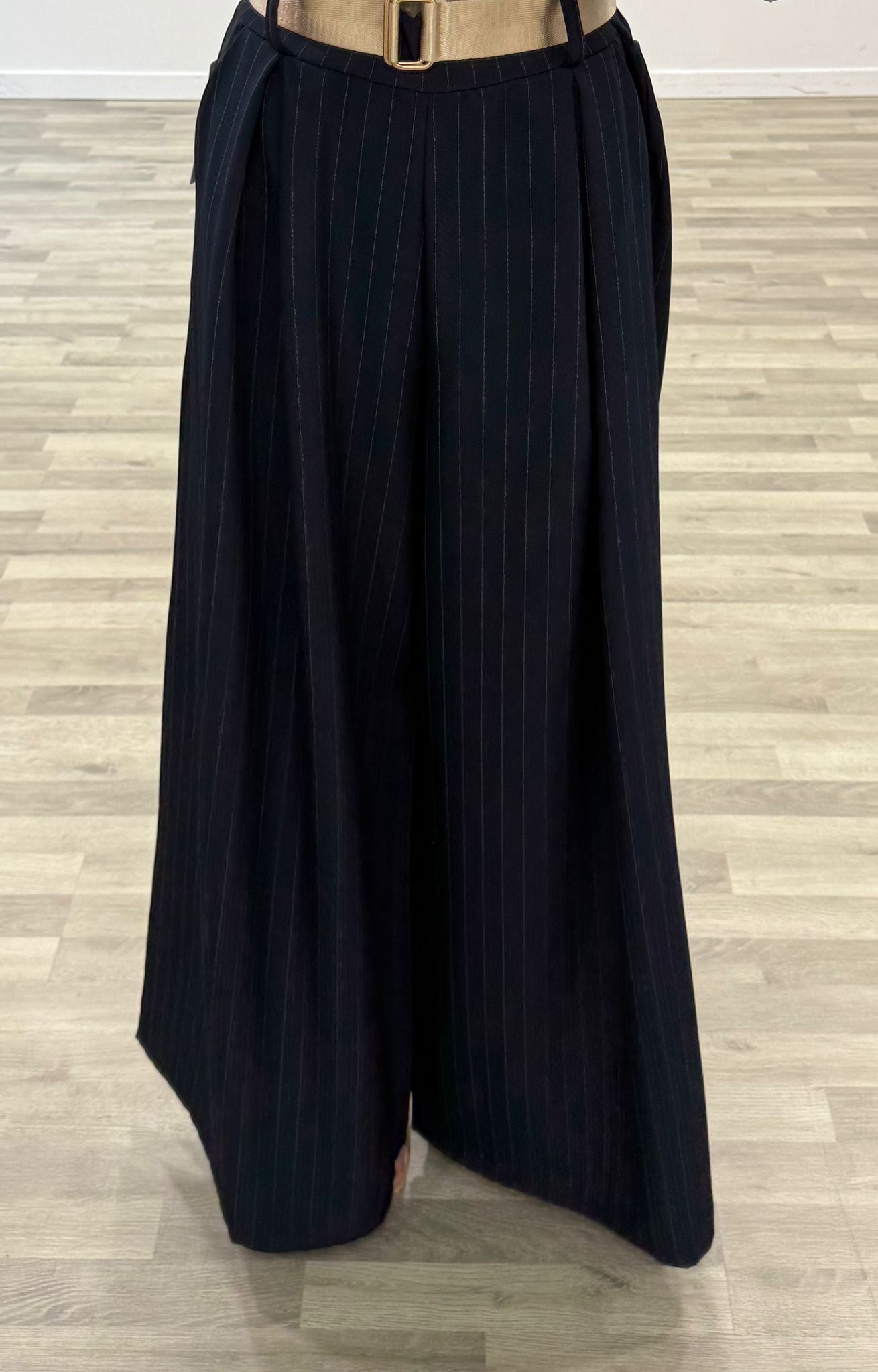 pantalone palazzo gessato