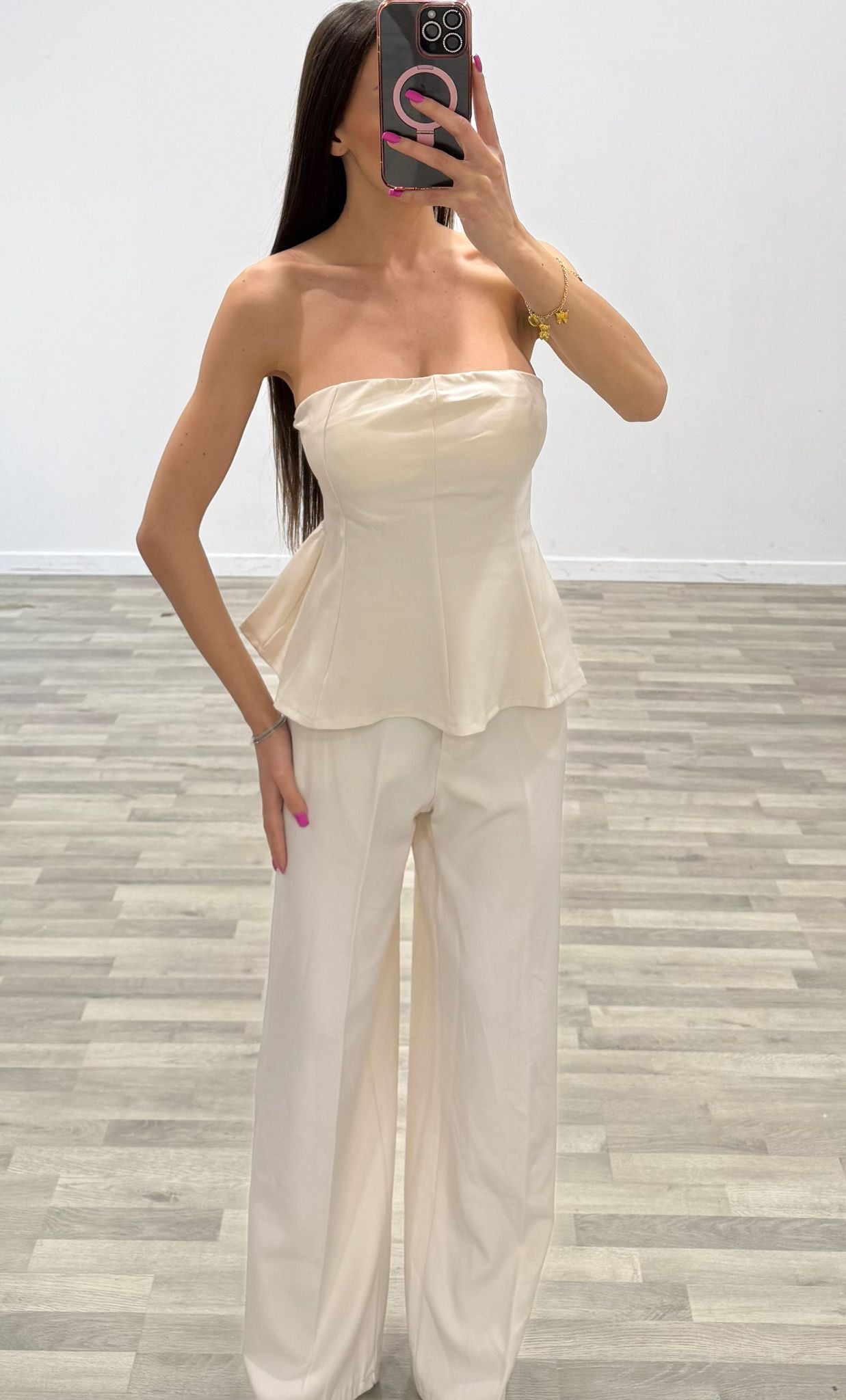 completo top a fascia con pantalone