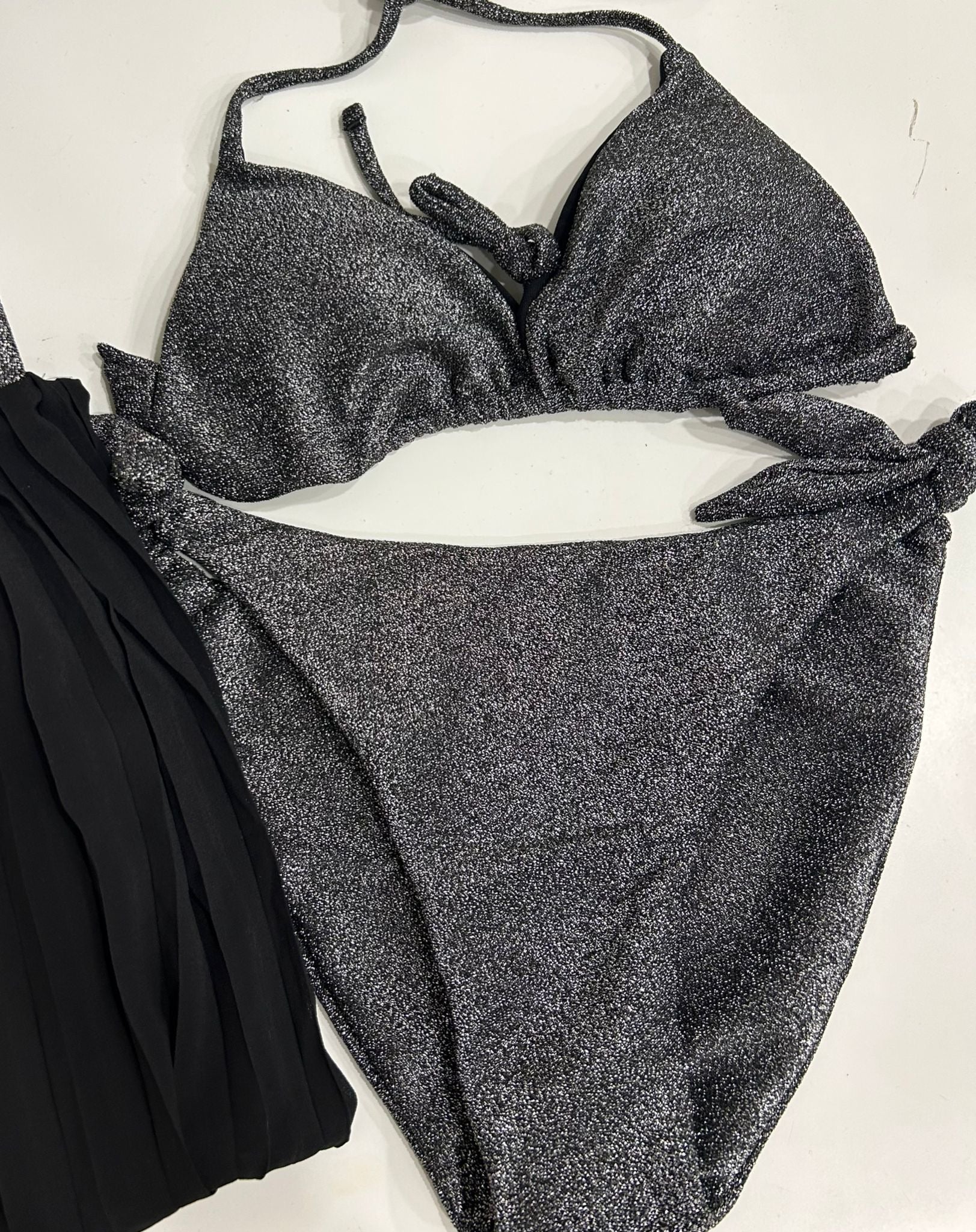costume lurex con gonna plisse'