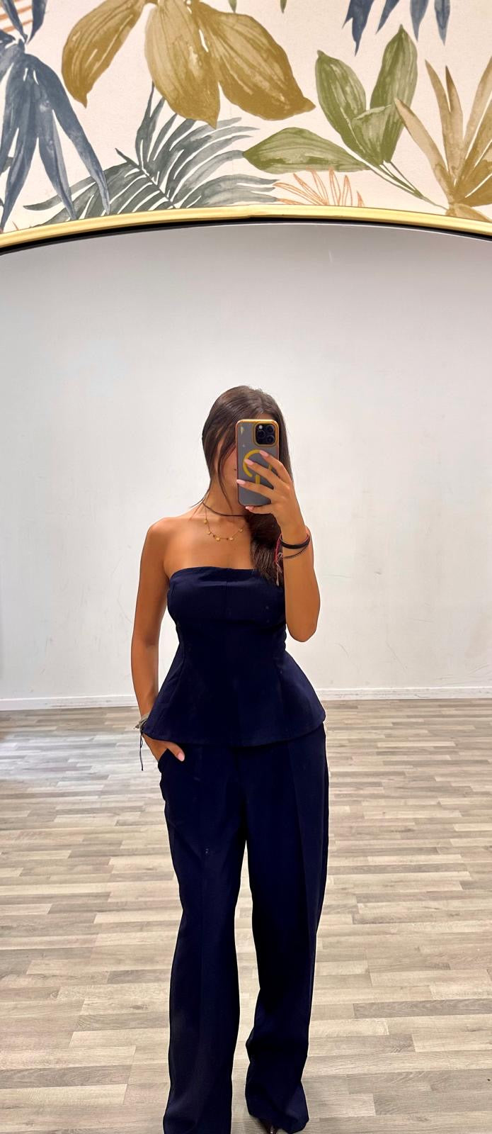 completo top a fascia con pantalone
