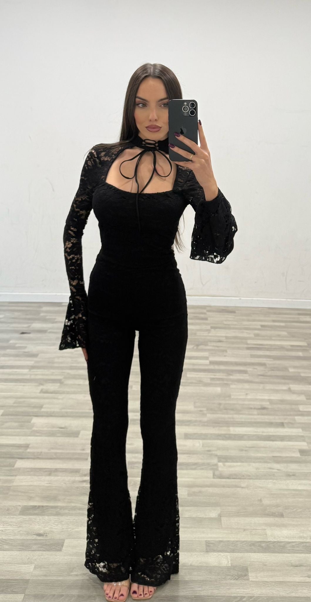 tuta in pizzo havana