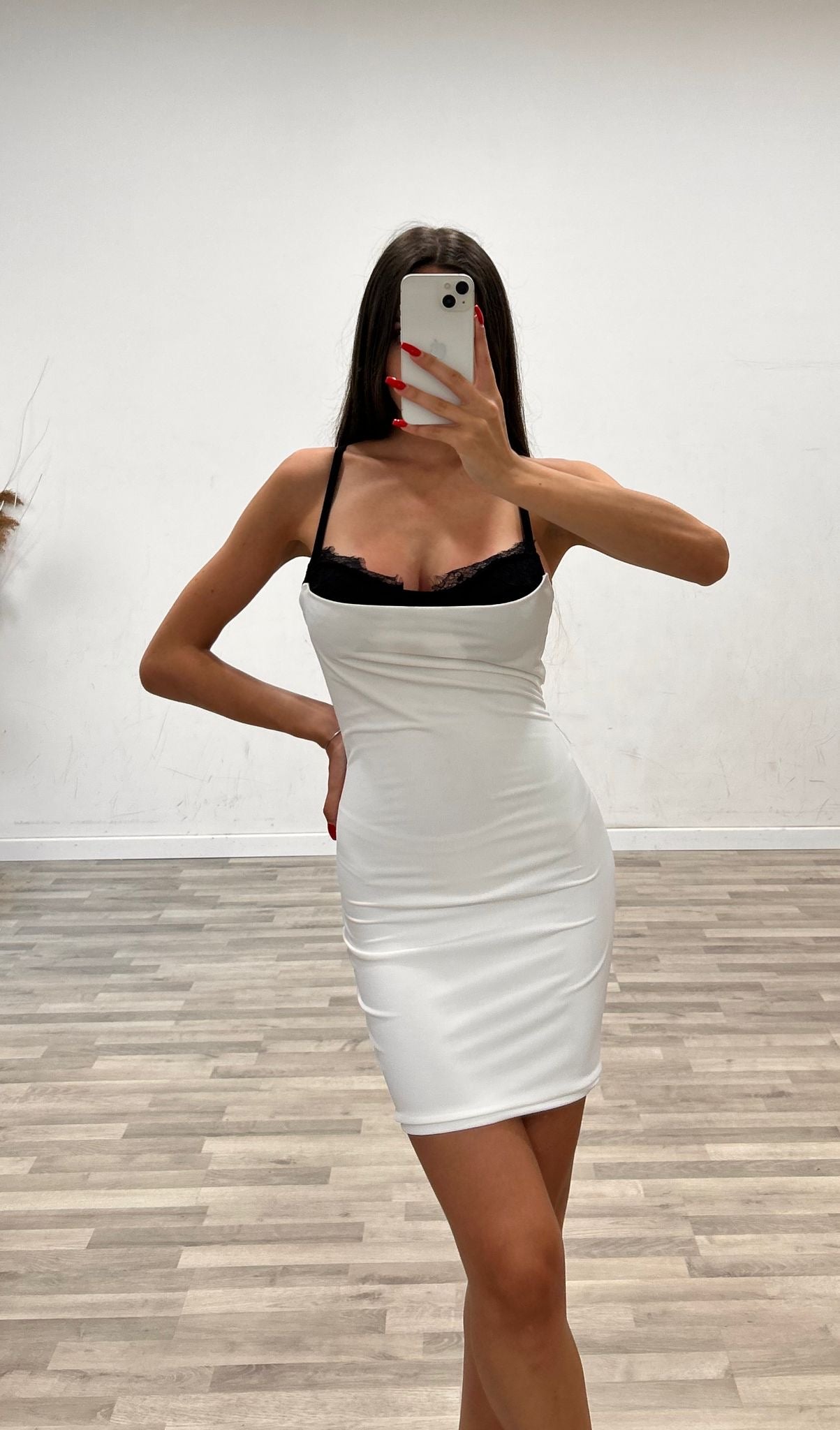 vestitino notte in bianco e nero