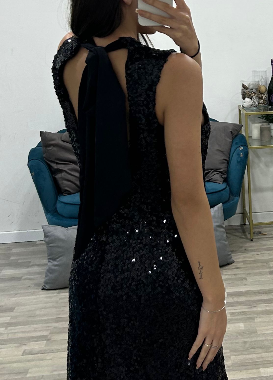 vestitino paillettes con fiocco dietro