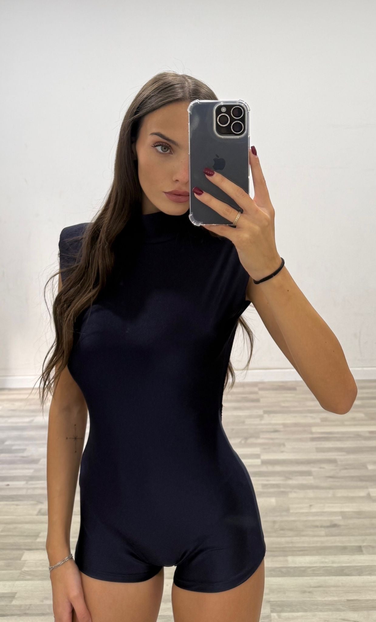 tutina culotte scollata