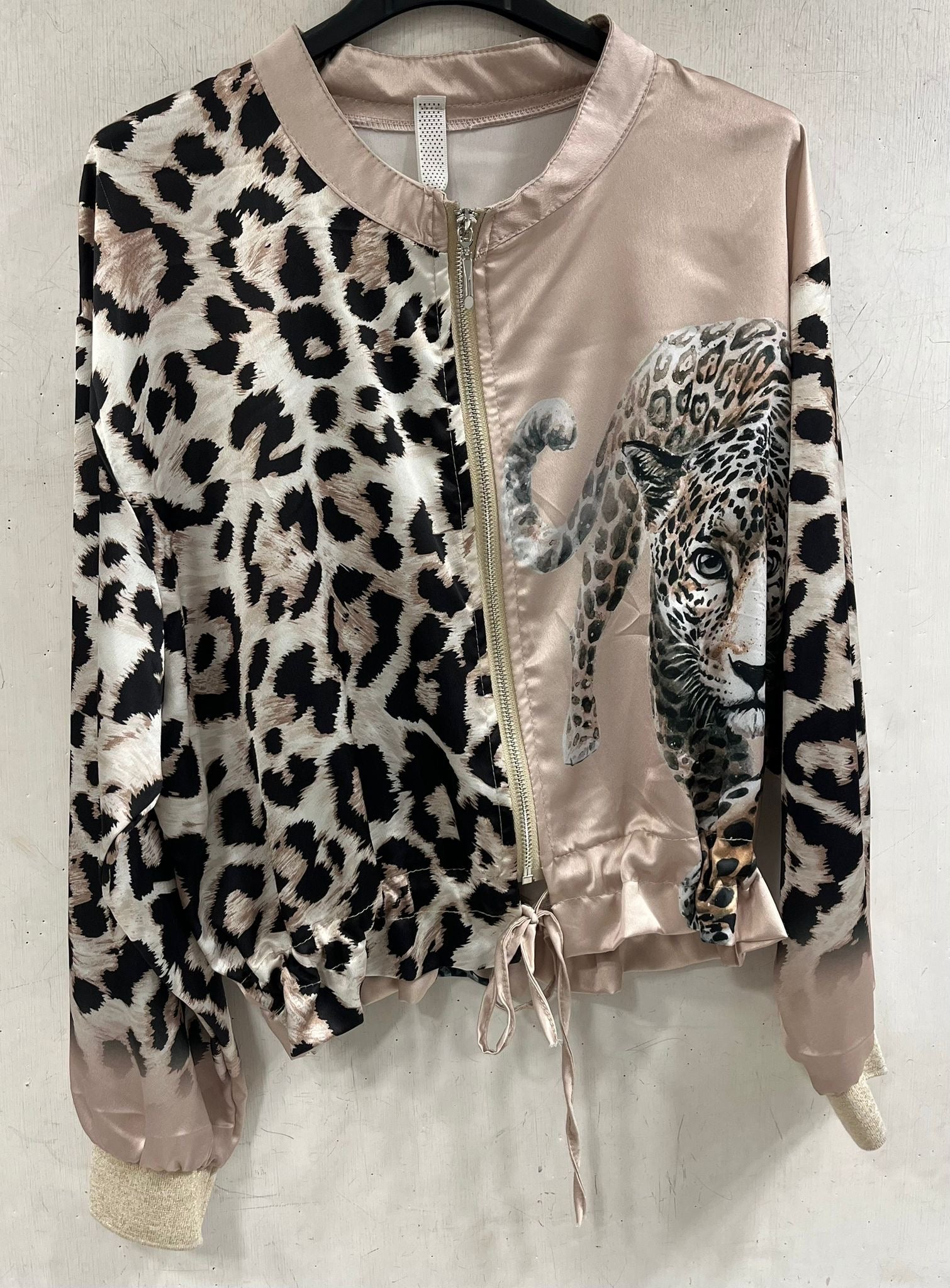 felpina con leopardo