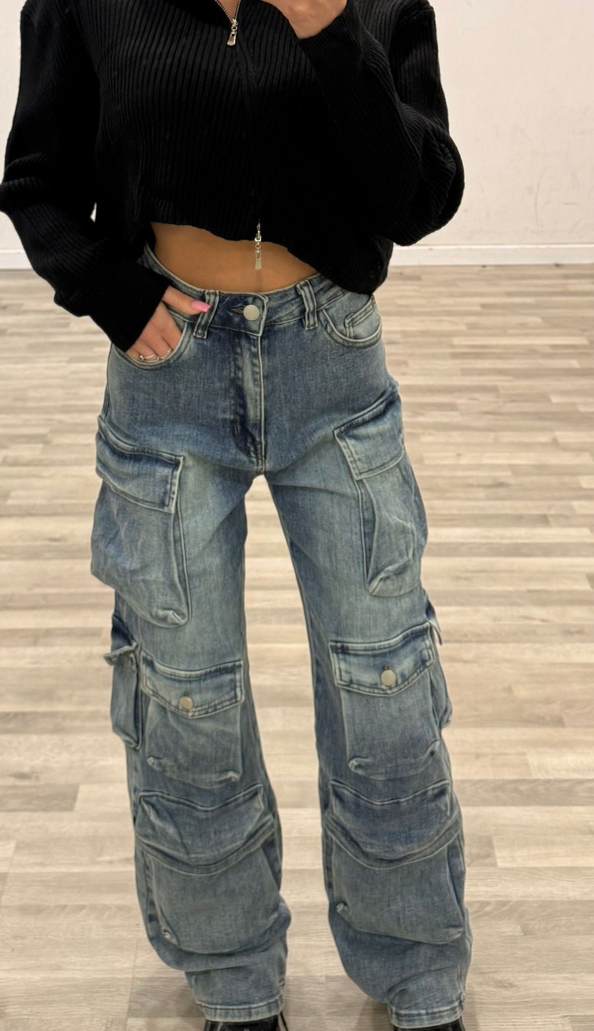 jeans cargo con piu tasconi