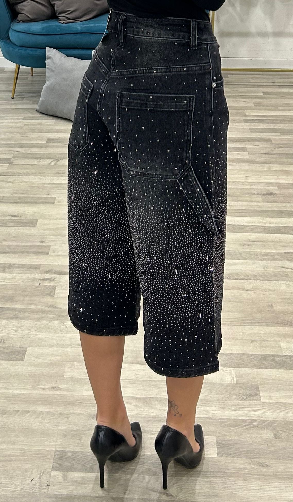bermda di jeans black