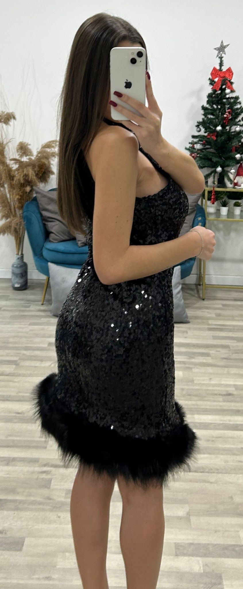 vestitino paillettes con piume sotto