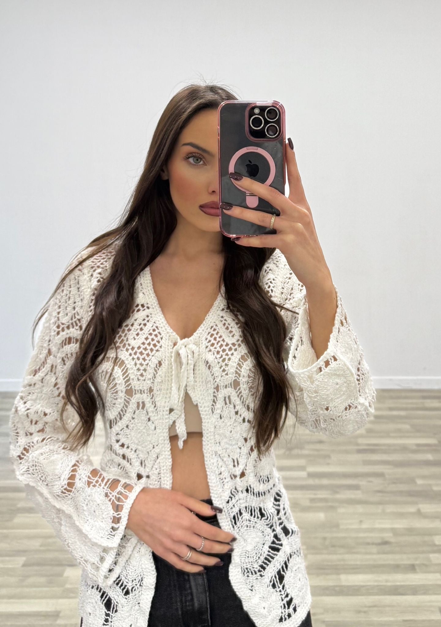 cardigan uncinetto con laccetto