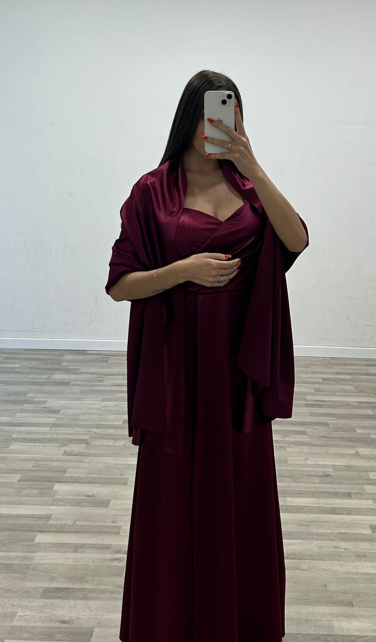 vestito con stola in raso