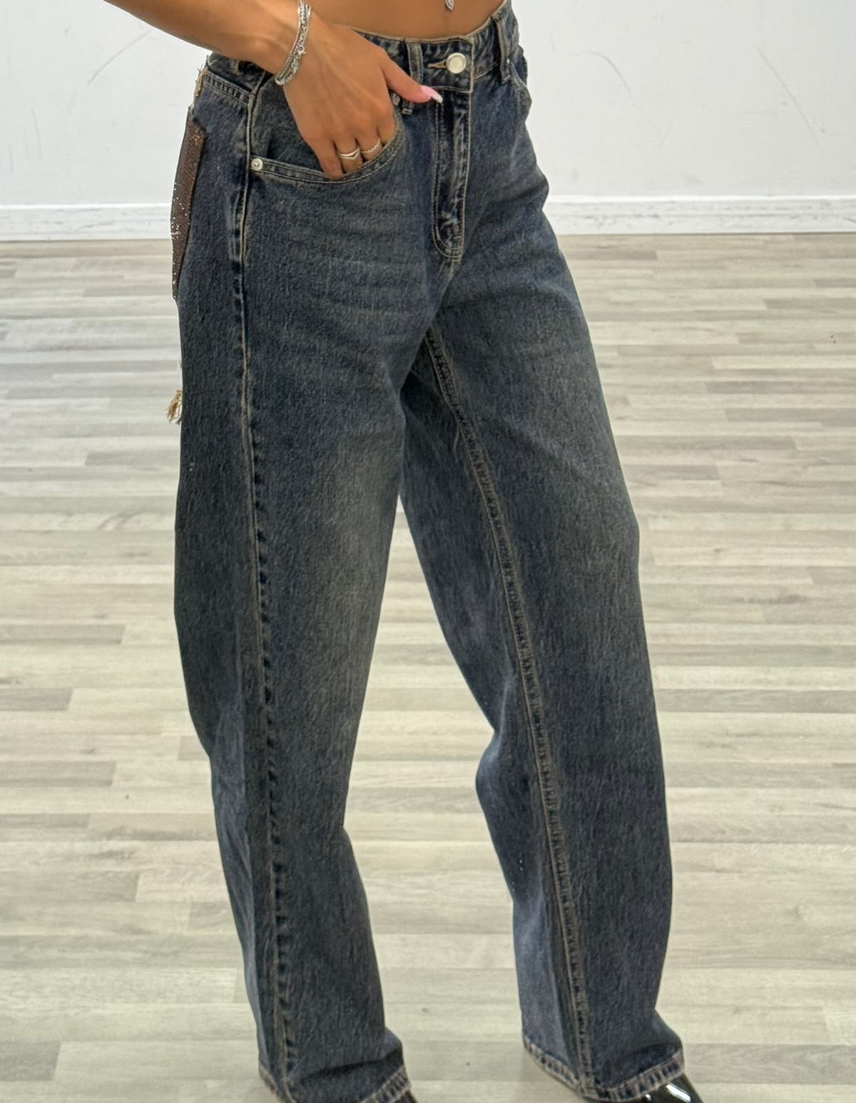 jeans con tasca brown in strass