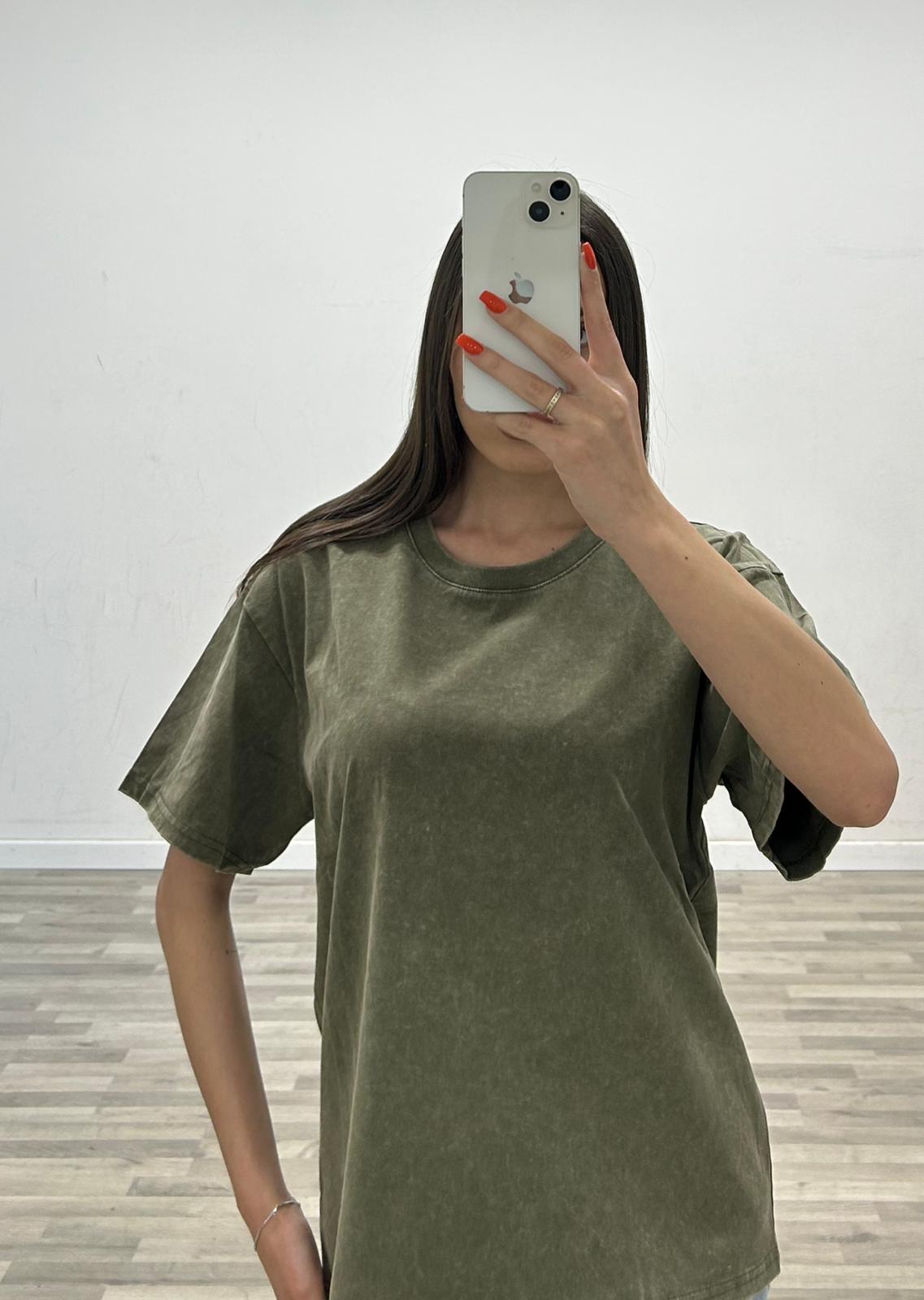 t-shirt slave'
