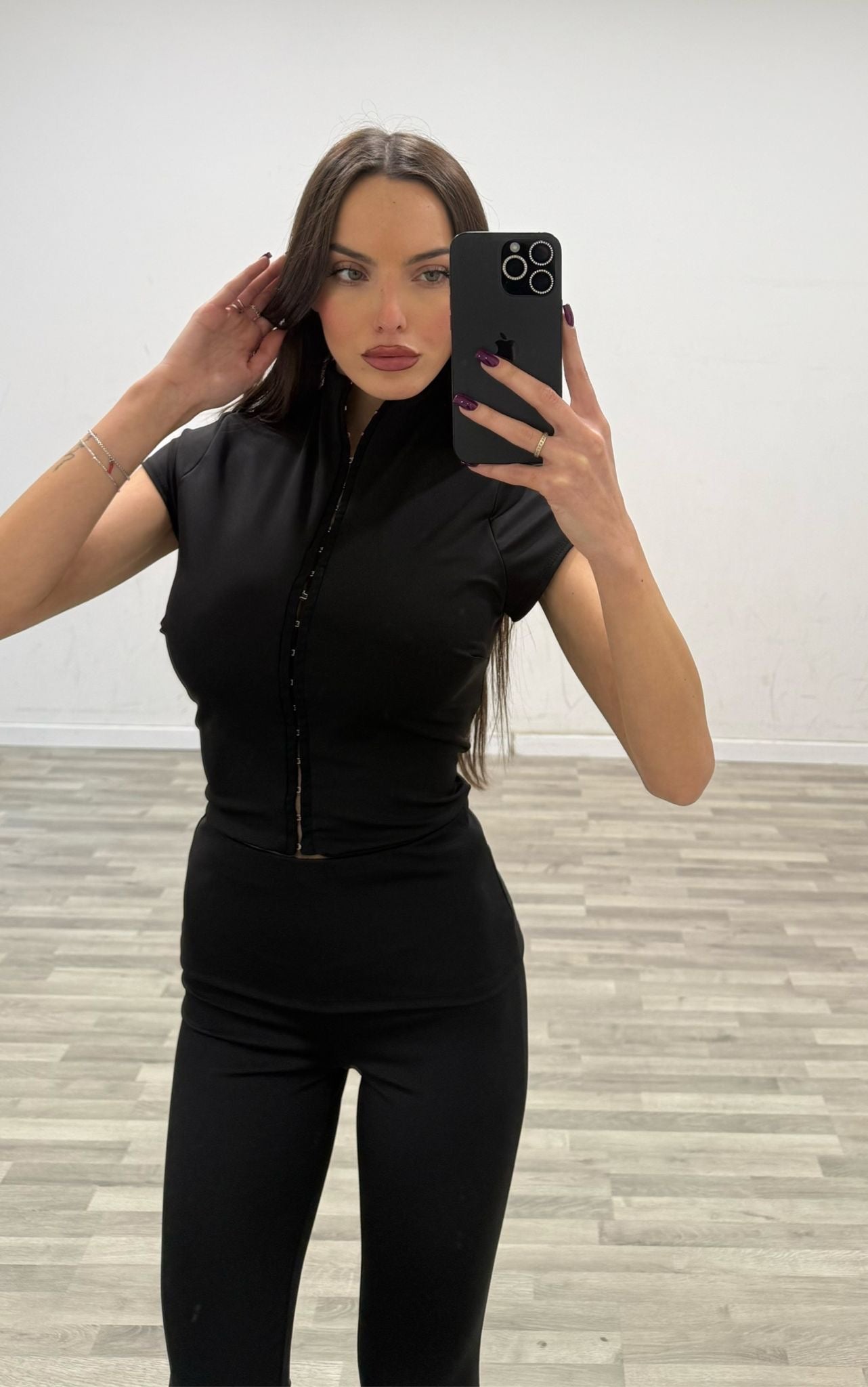 completo in licra con gancetti