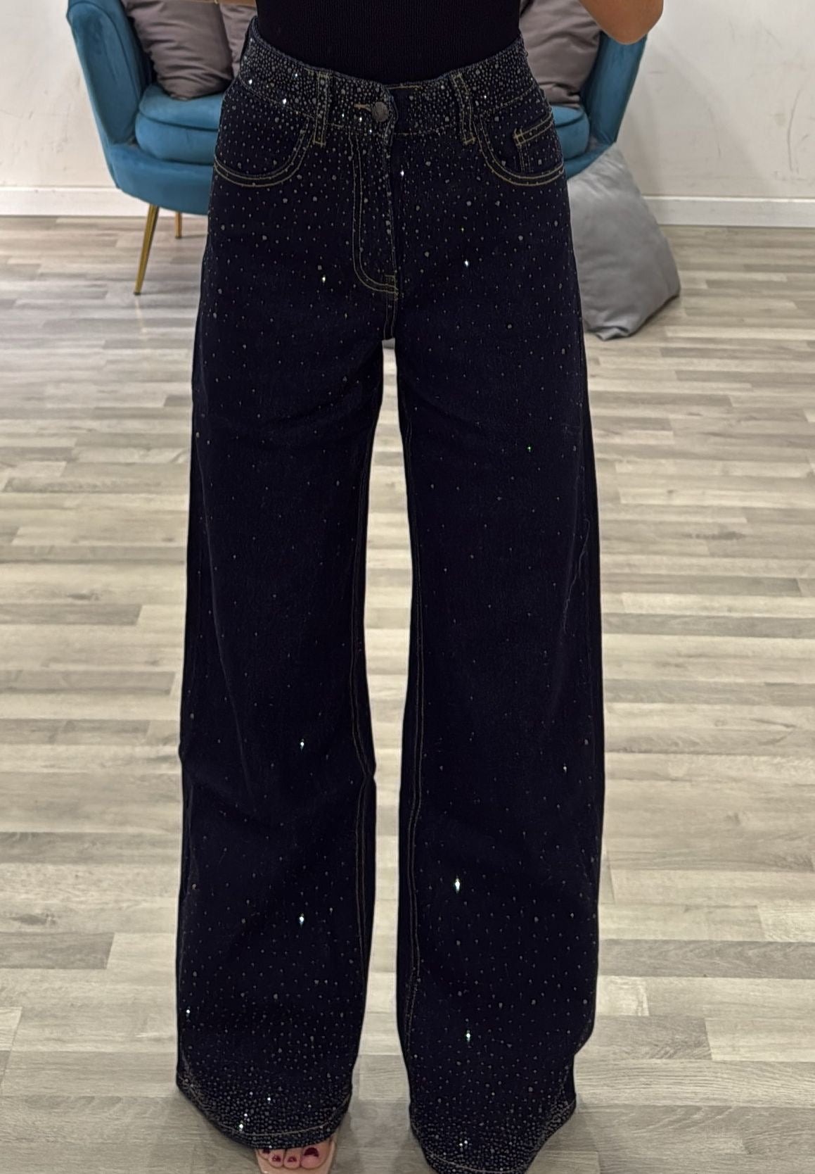 jeans scuro con brillantini