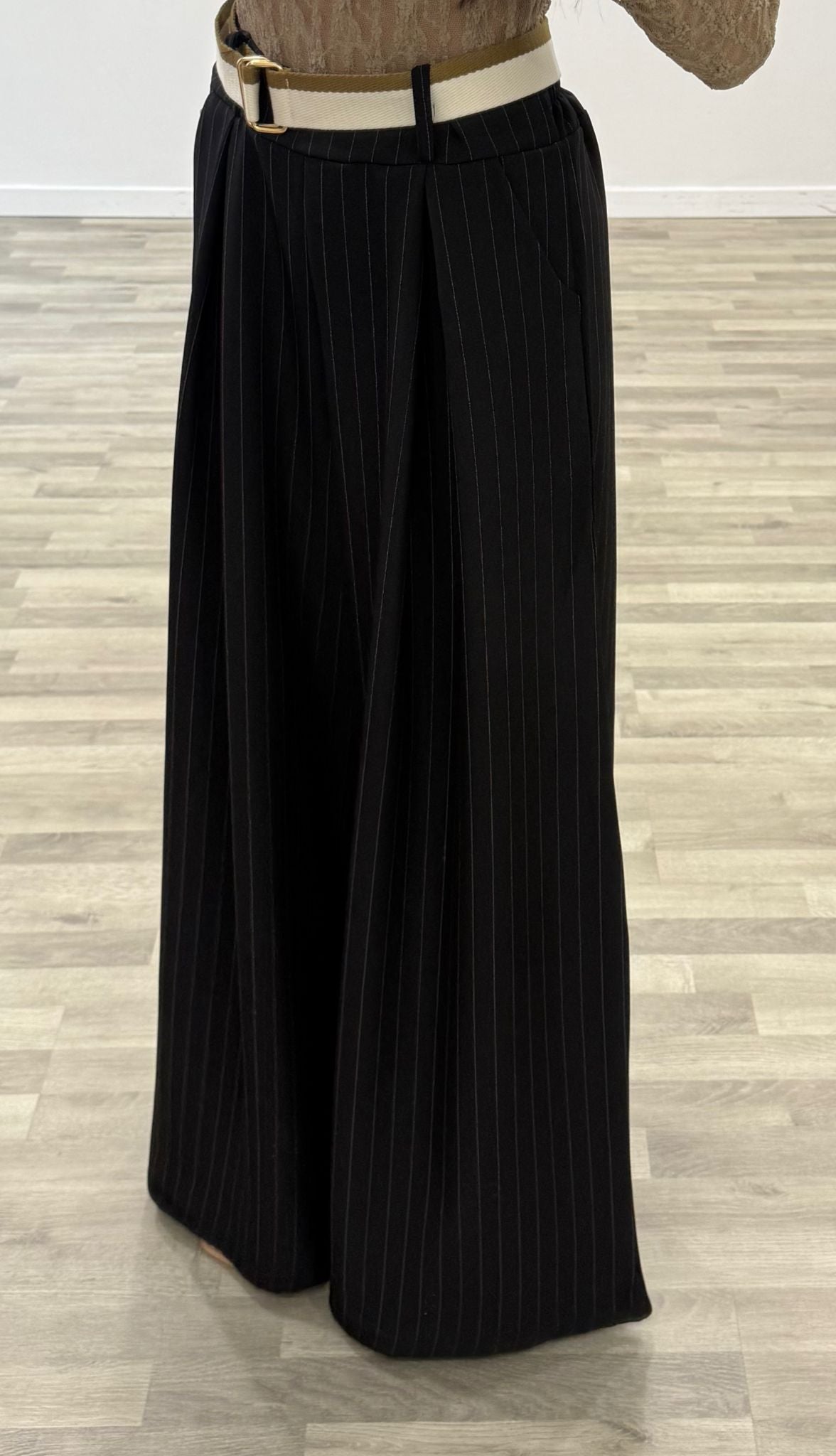 pantalone palazzo gessato