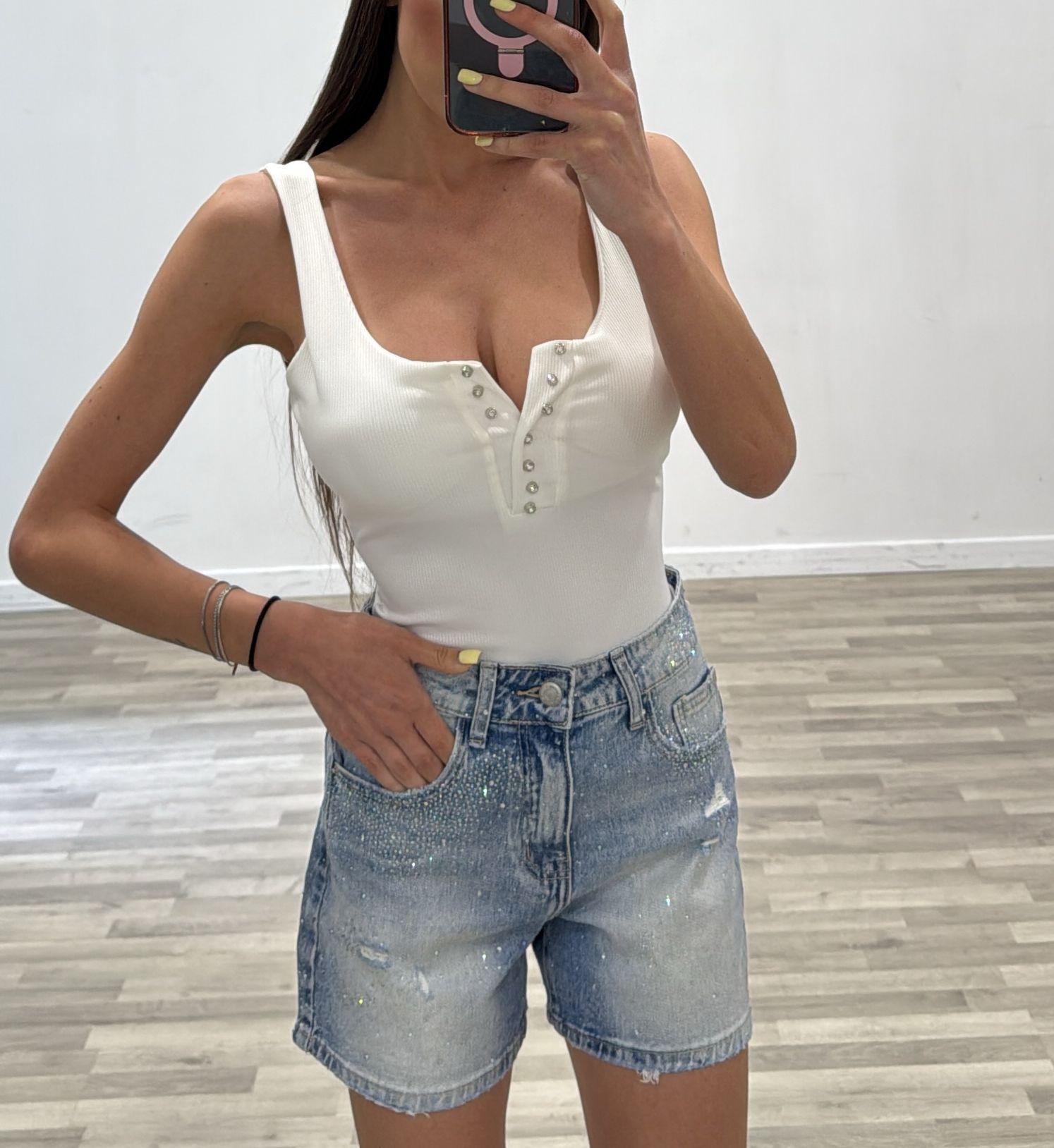 short denim con brillantini