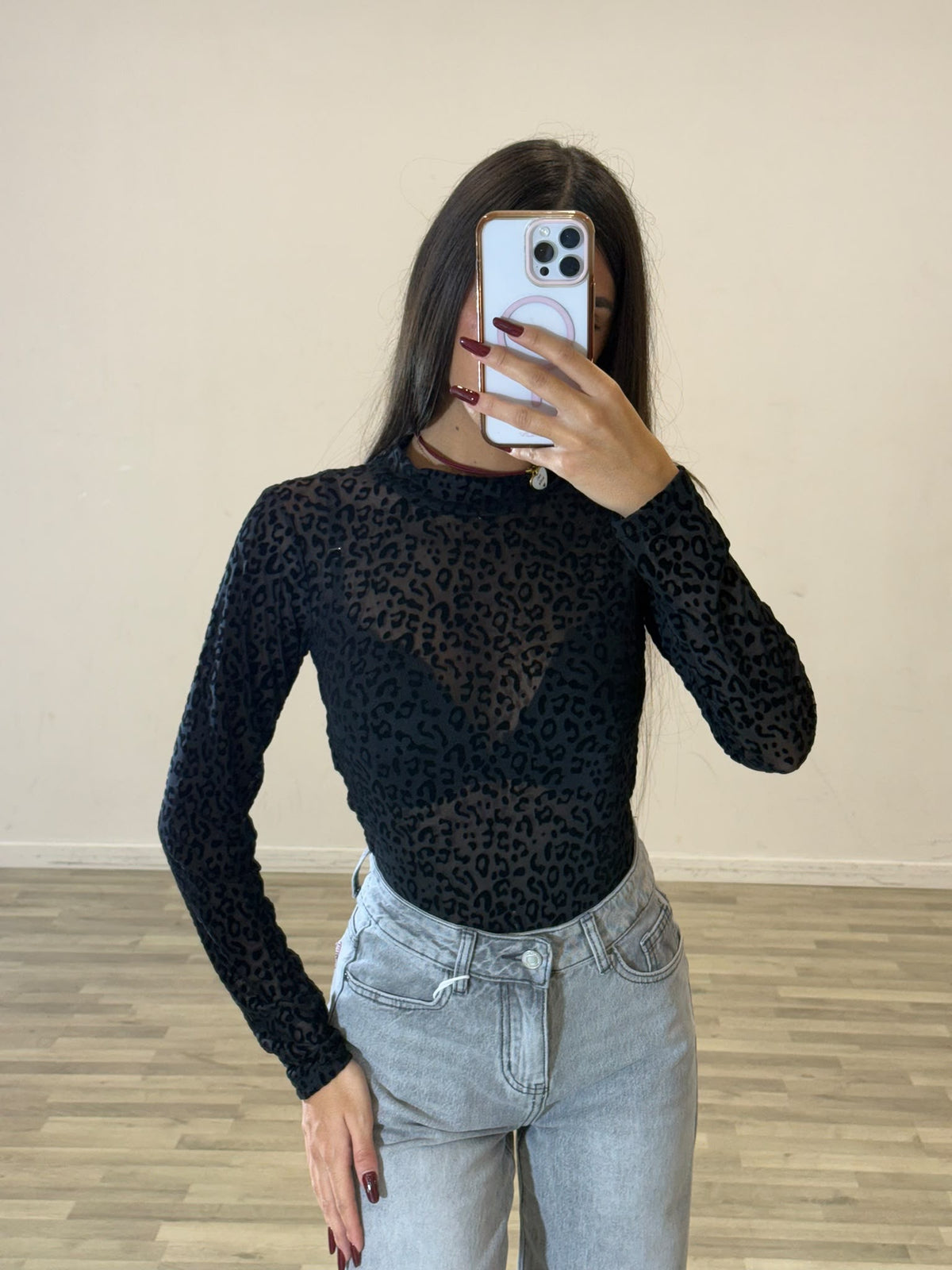 body velato maculato