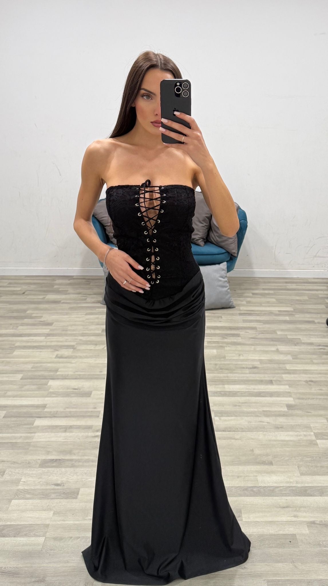 vestito a fascia di pizzo