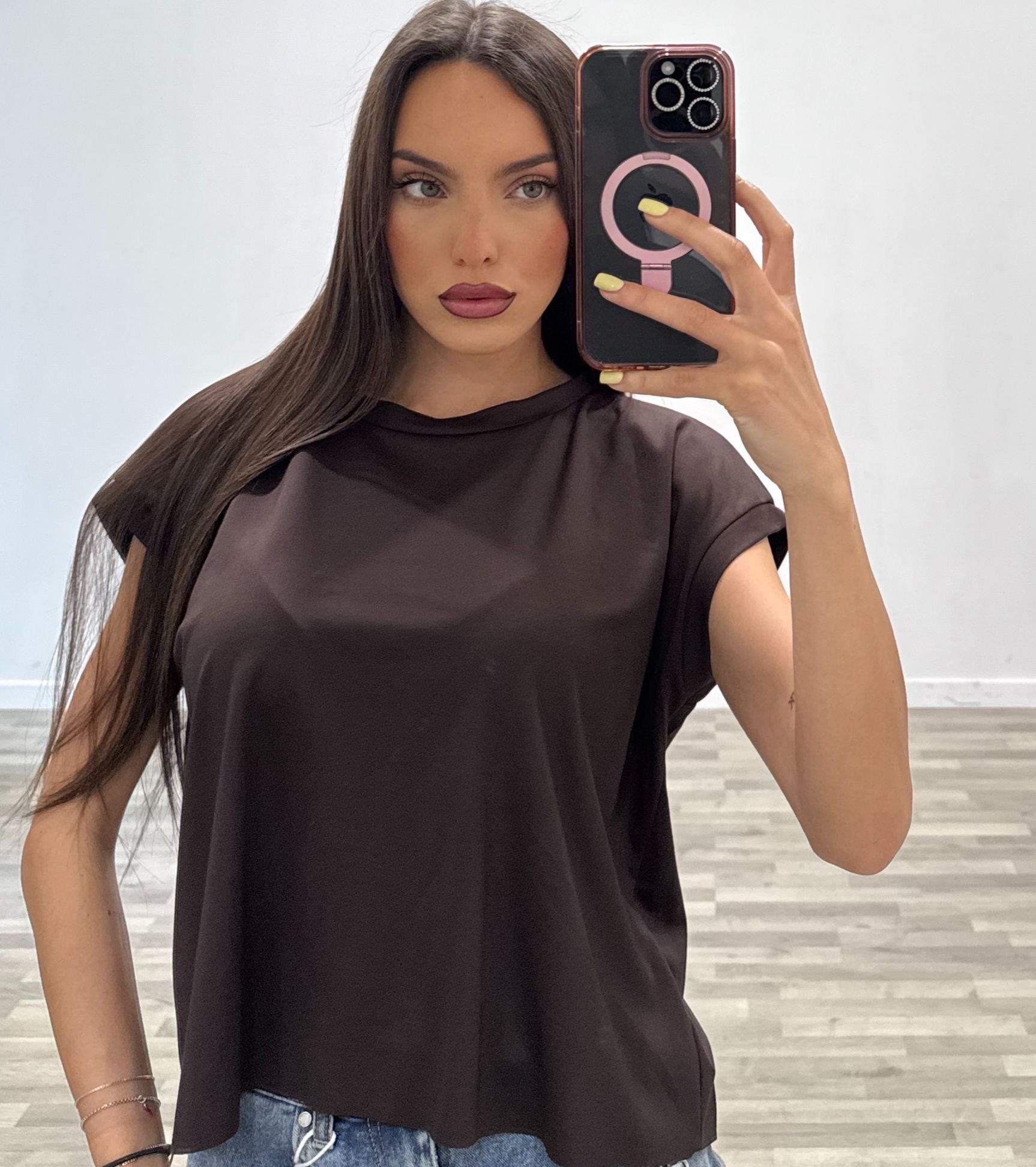t-shirt corta anni'