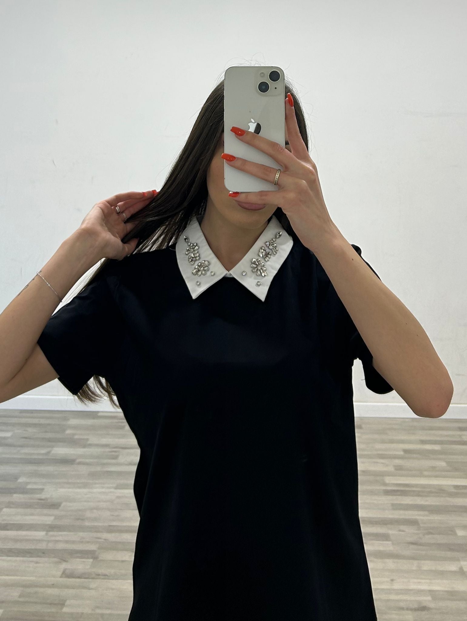 t-shirt a polo con brillantini