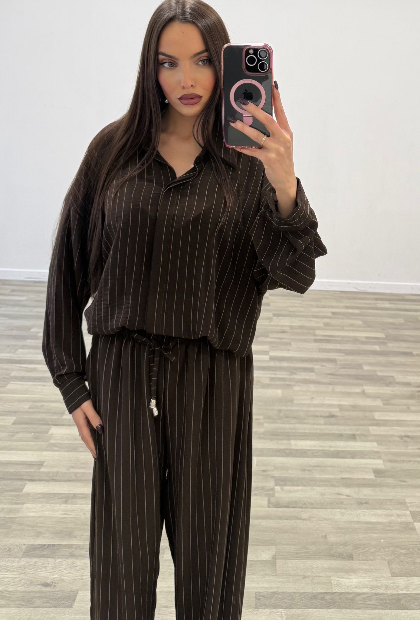 completo camicia e pantalone gessato