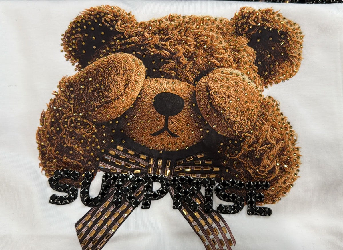 t-shirt teddy mani davanti occhi
