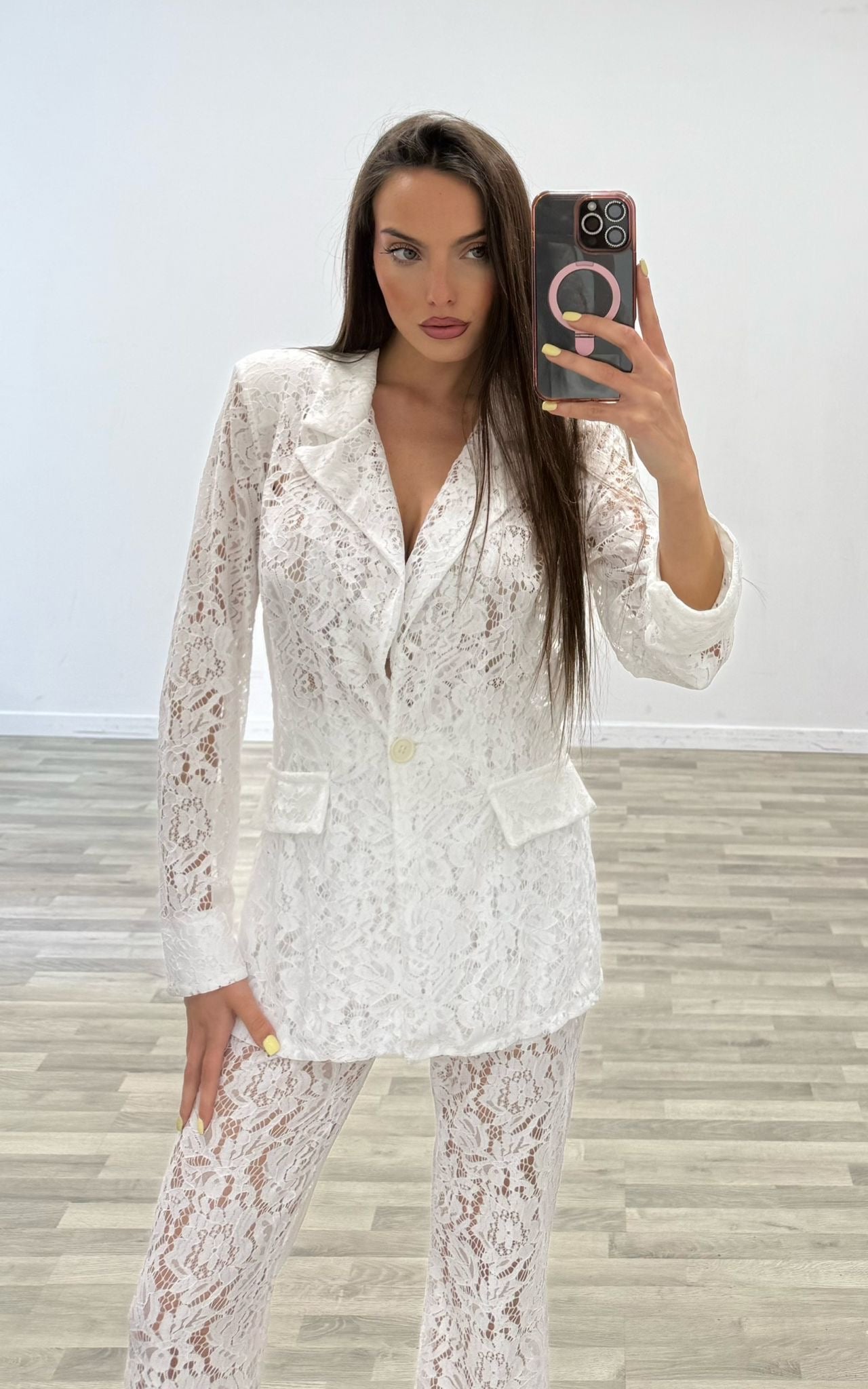 tailleur in pizzo
