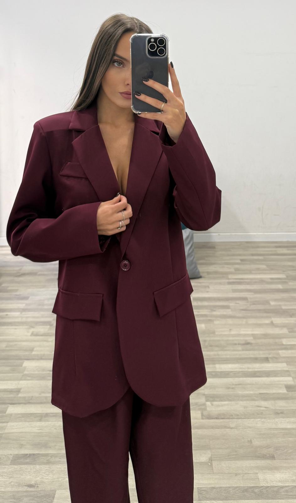 tailler con pantalone con piega