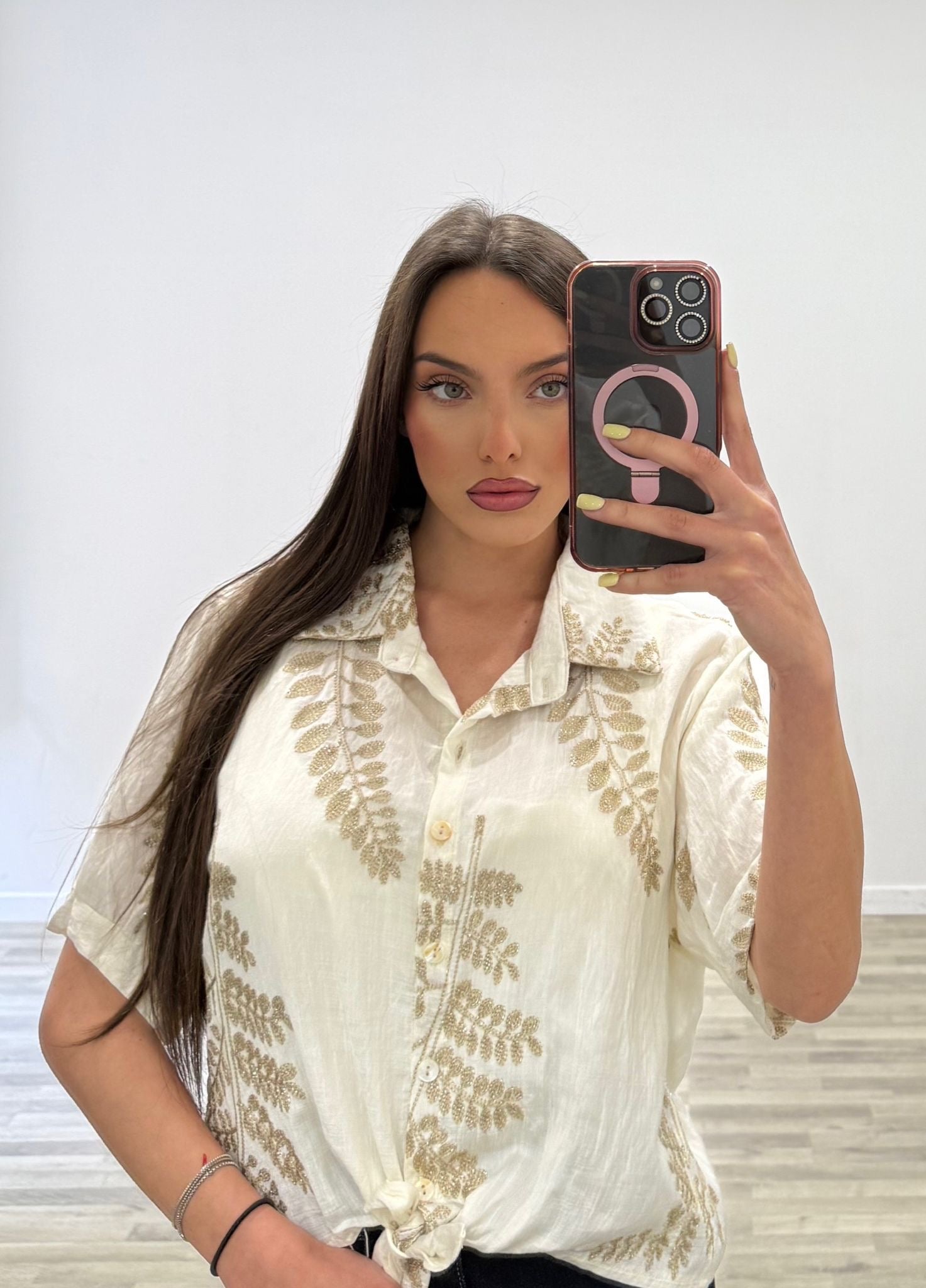 camicia con nodo paglia