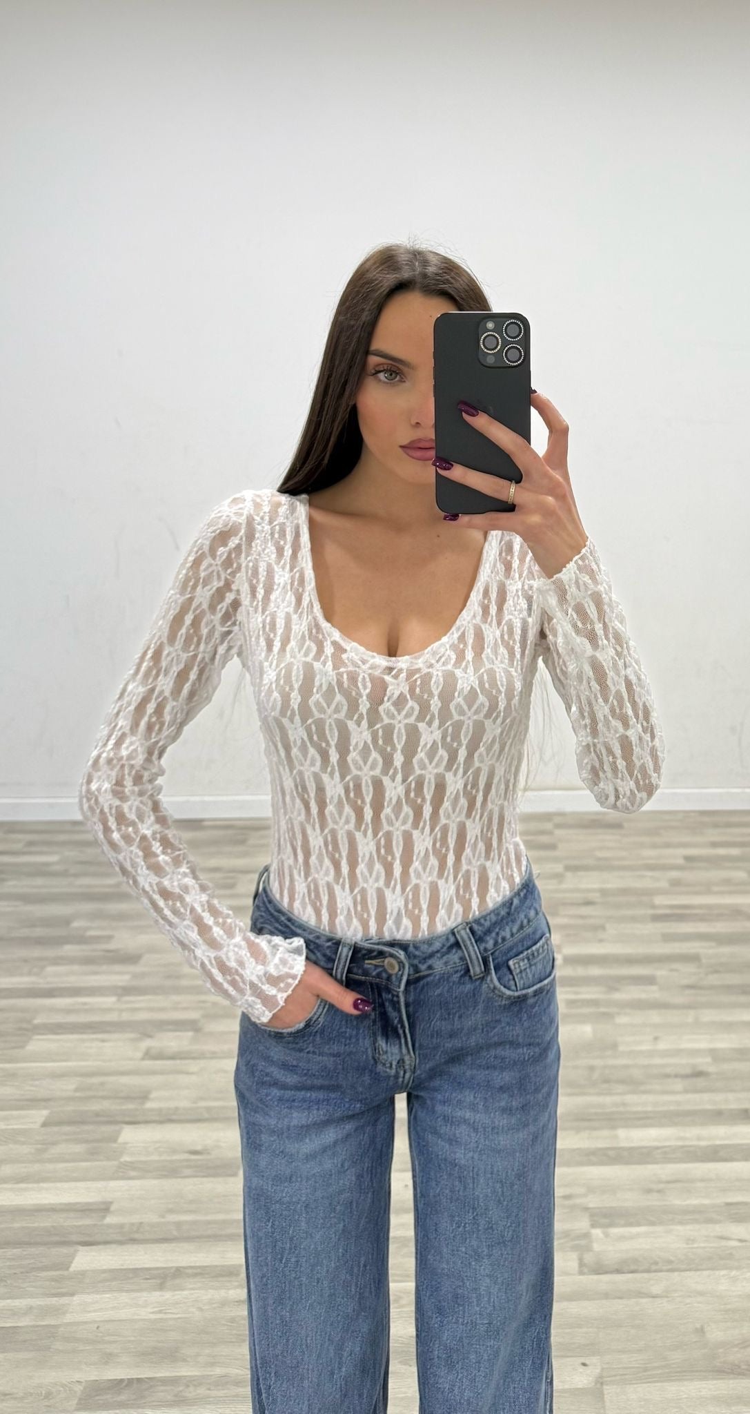 body in pizzo scollo madonna