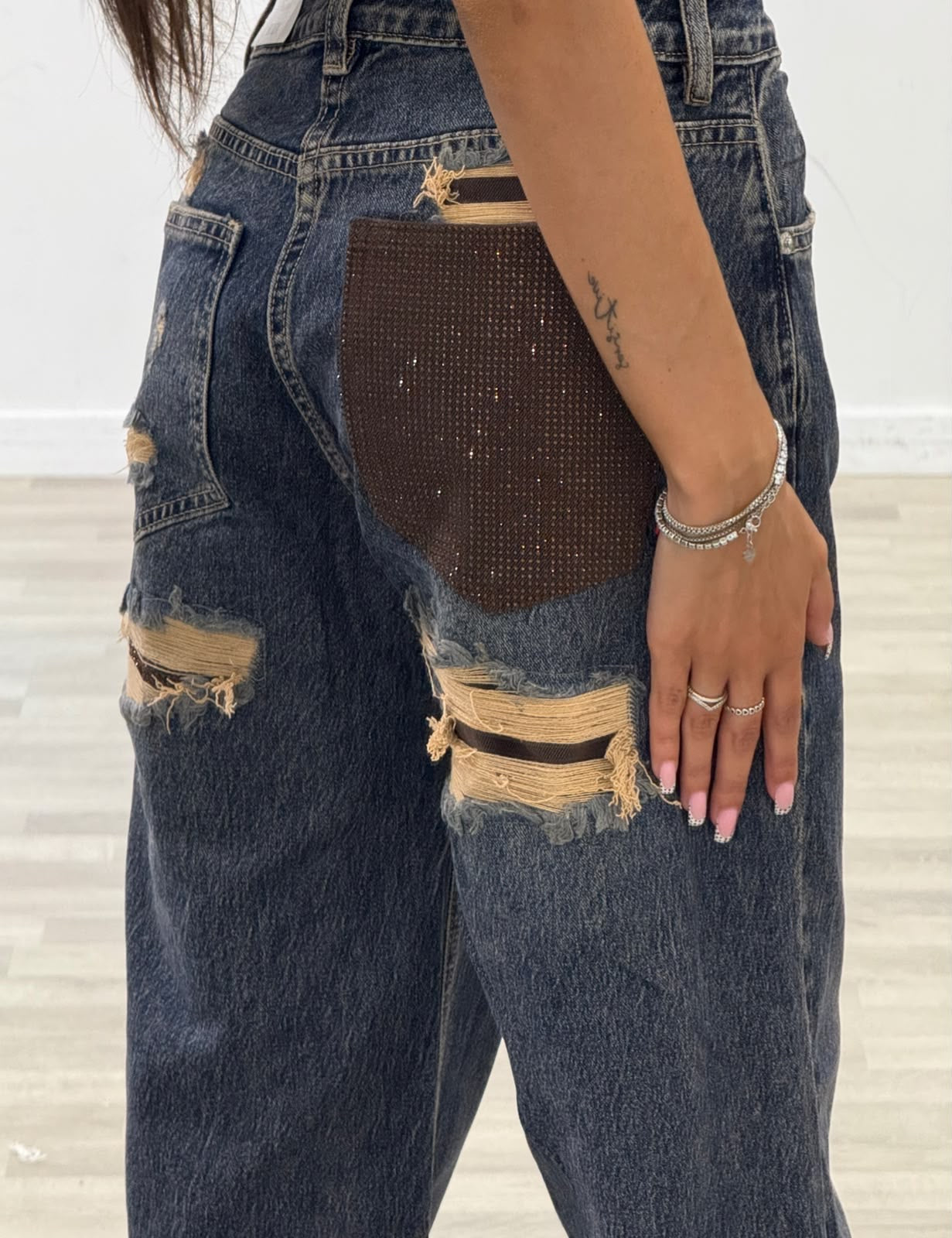 jeans con tasca brown in strass