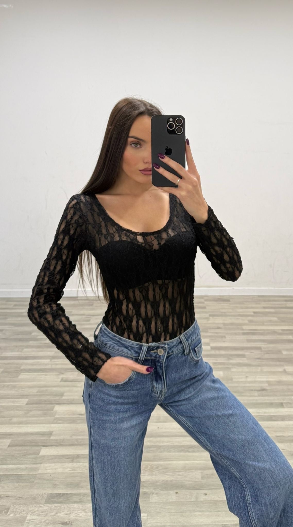 body in pizzo scollo madonna