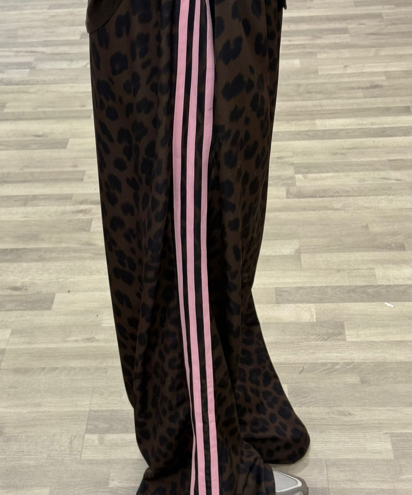 pantatuta maculato con strisce normal