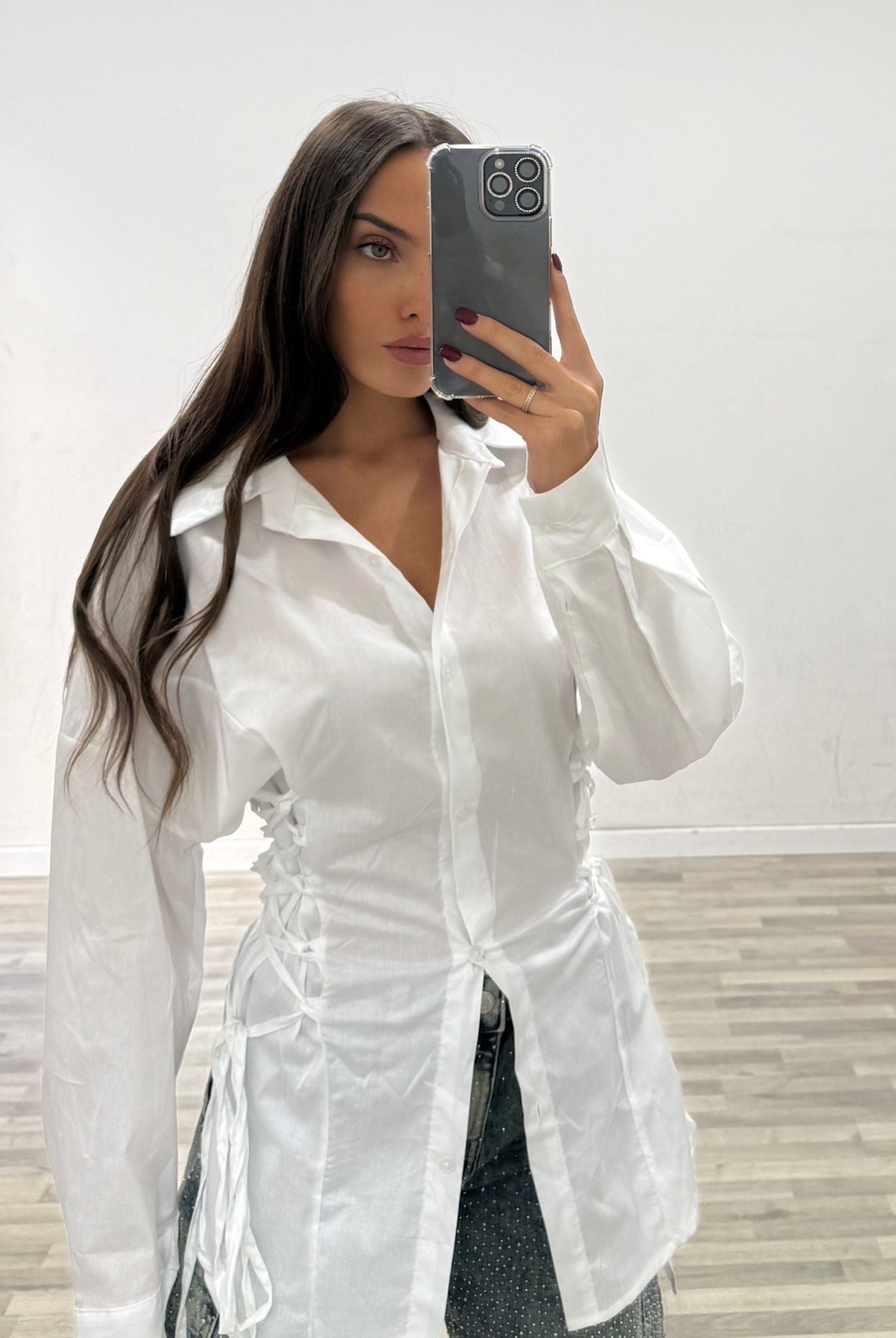 camicia lunga con lacci laterali